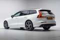 Volvo V60 2.0 B3 Momentum Stylingpack Aut. [ LED Navi Apple/ Blanc - thumbnail 3