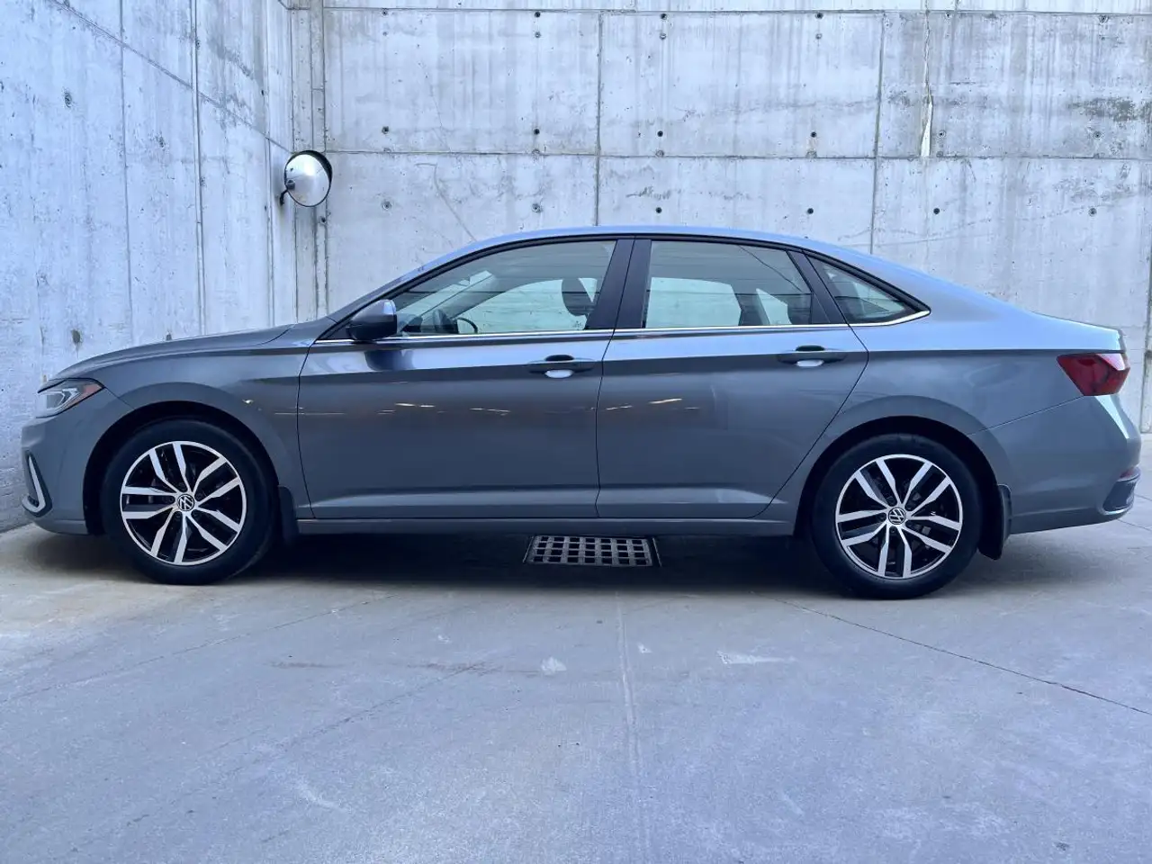 Volkswagen Jetta снимка Volkswagen Jetta