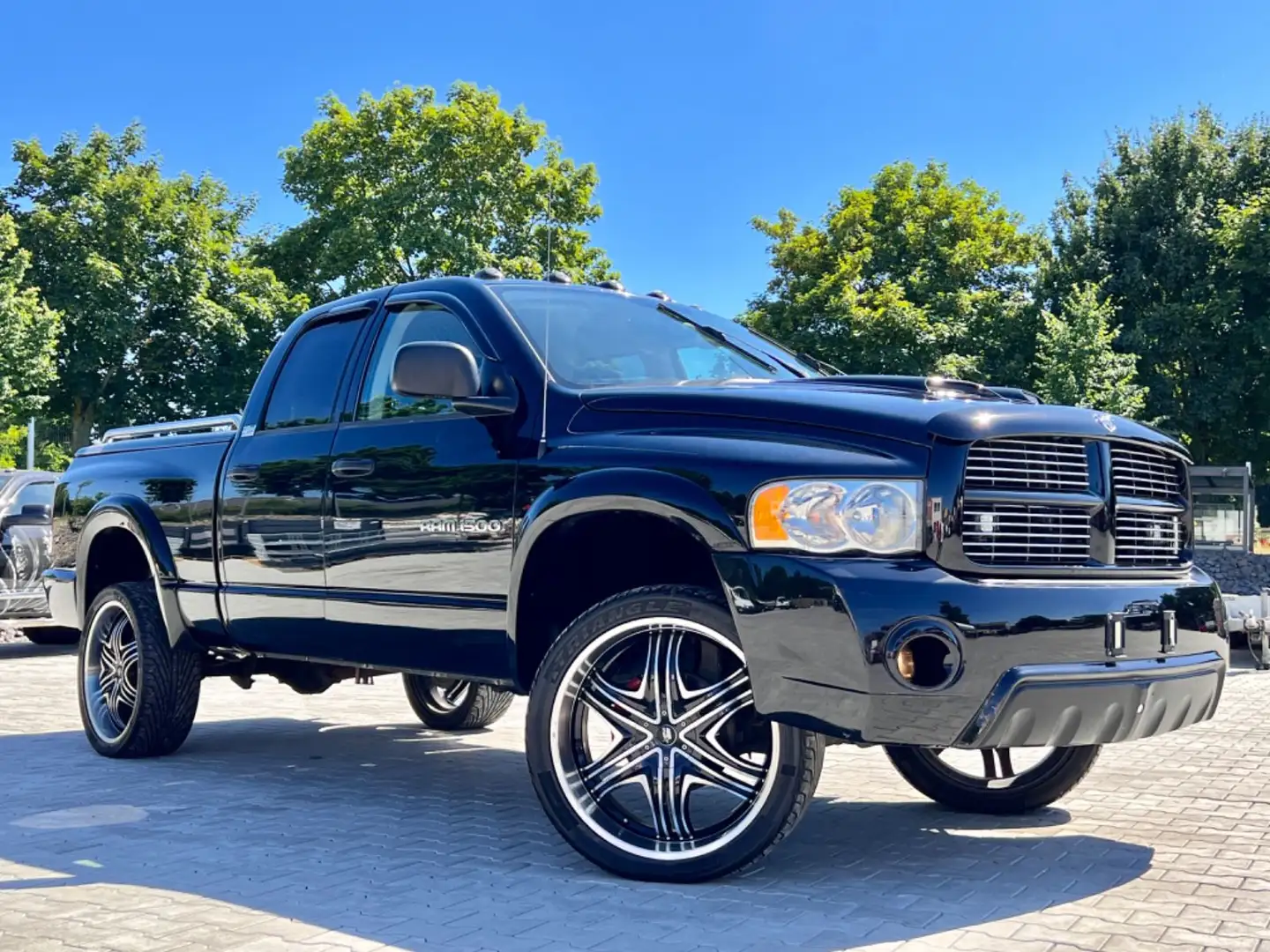Dodge RAM 5,7 4x4 LPG Xenon Bodykit 6zoll 24z Tausch M Nero - 2