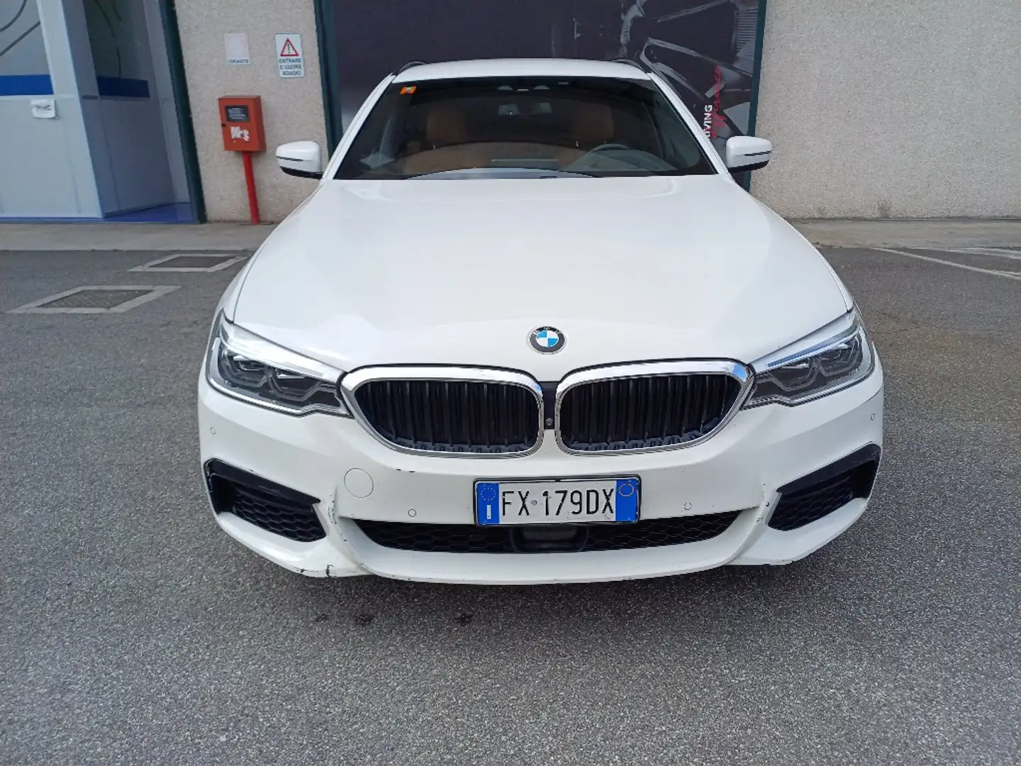 BMW 530 530d xDrive Touring Msport Bianco - 1