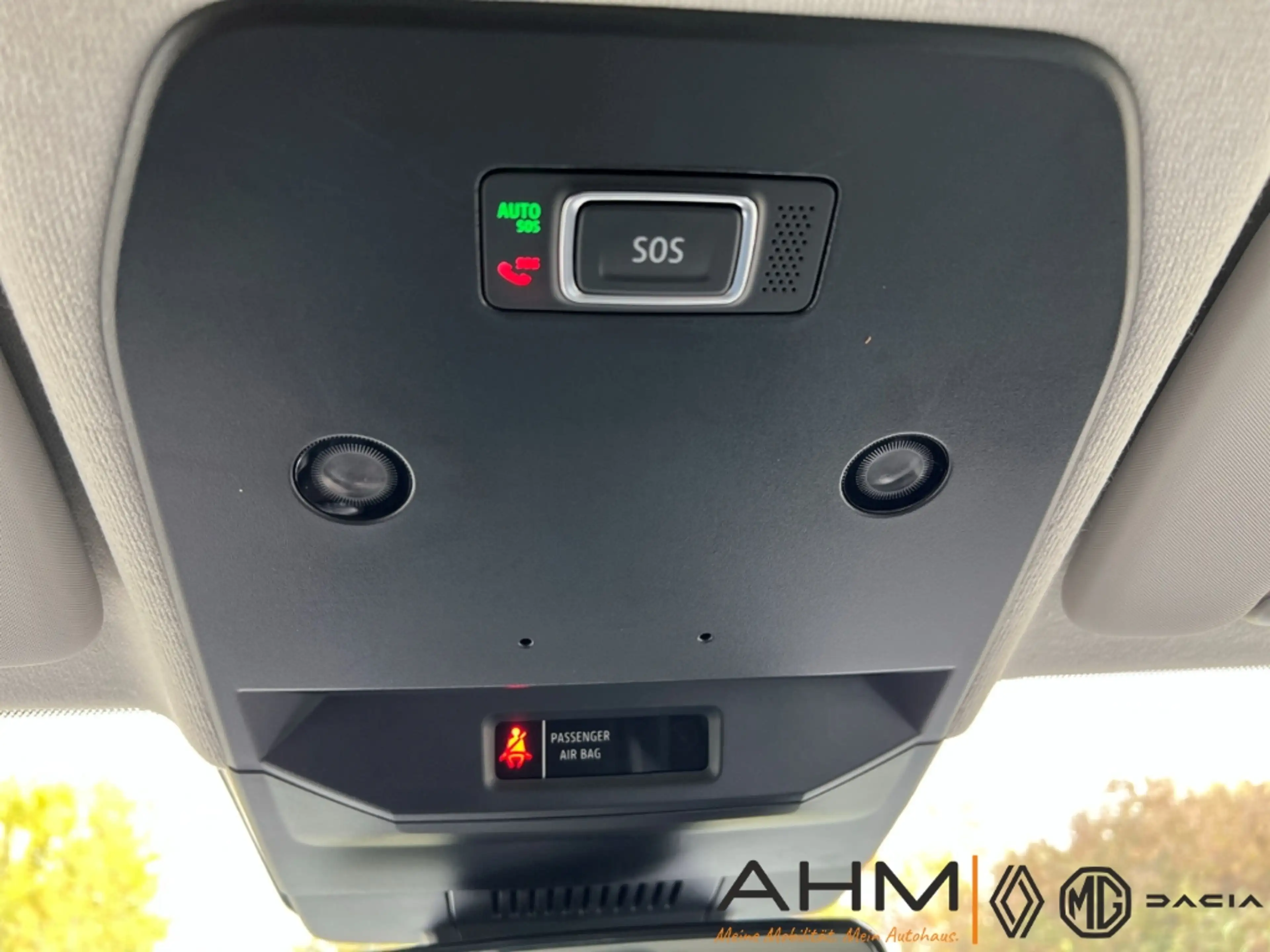 Renault Megane E-Tech Electric Equilibre — photo 28