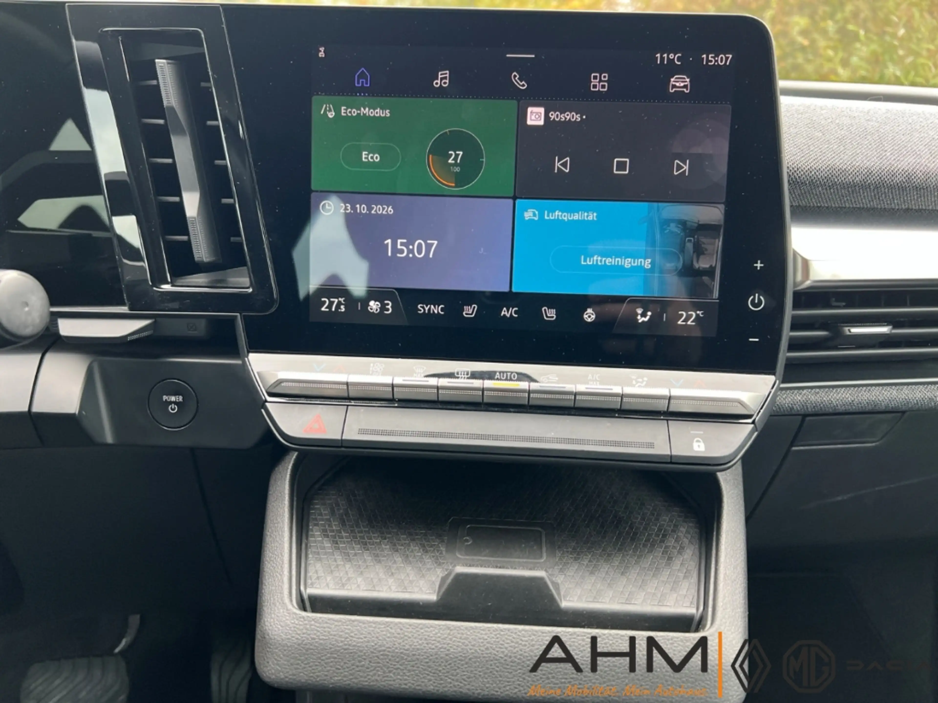 Renault Megane E-Tech Electric Equilibre — photo 17