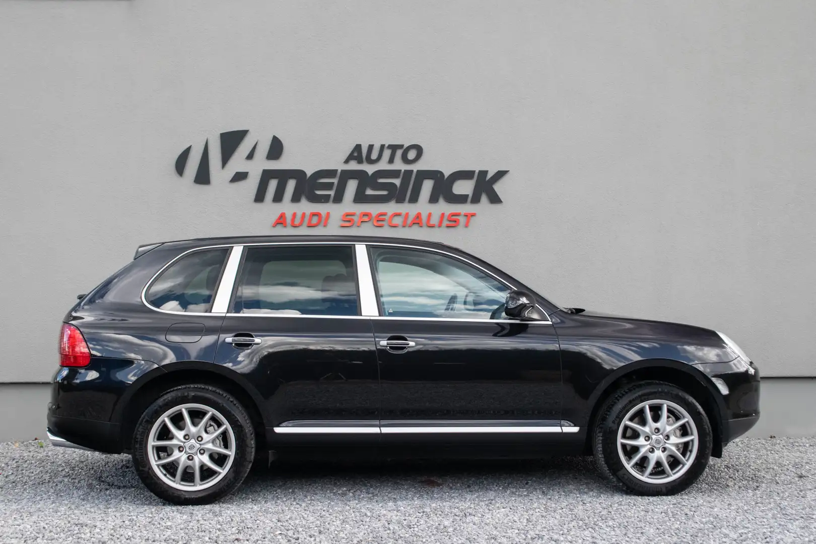 Porsche Cayenne 4.5 S / Full Porsche History/ Panoramadak/ Navigat Noir - 2