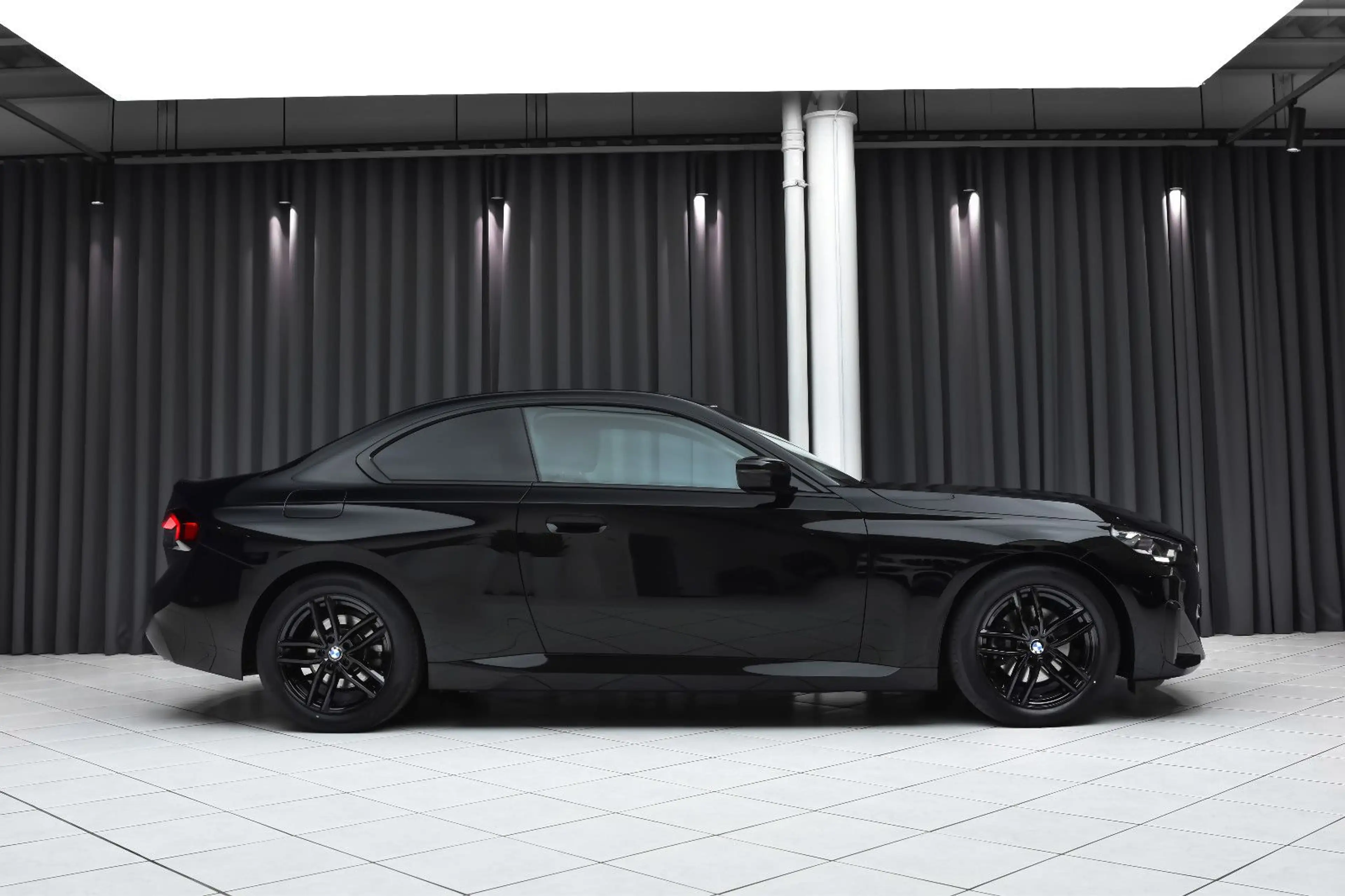BMW 220 i Coupe *1 Hand* Curved Display* Ambiente* — photo 11
