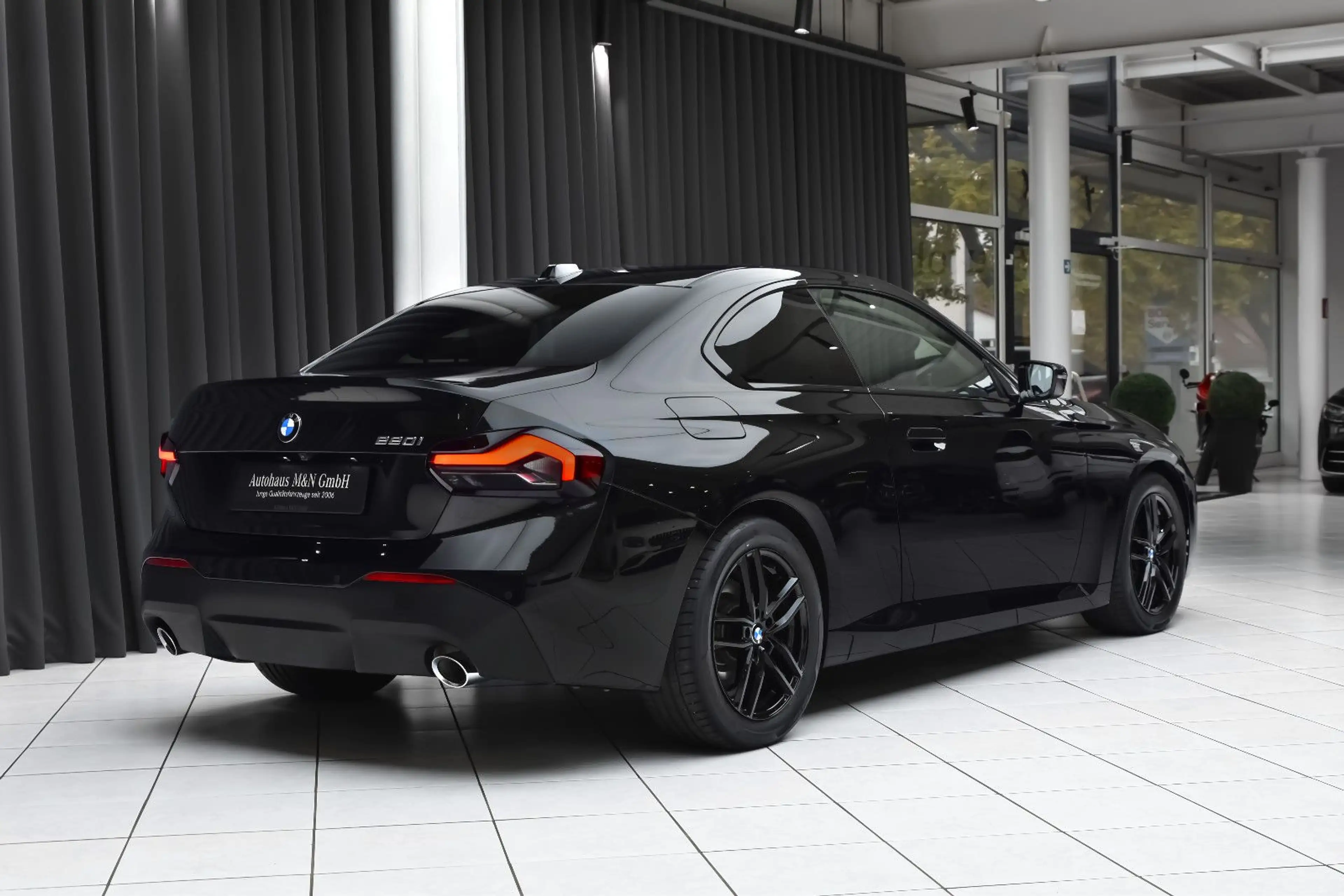 BMW 220 i Coupe *1 Hand* Curved Display* Ambiente* — photo 9
