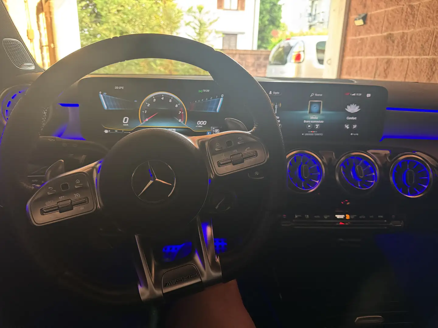 Mercedes-Benz A 35 AMG Race Edition 4matic auto - 1