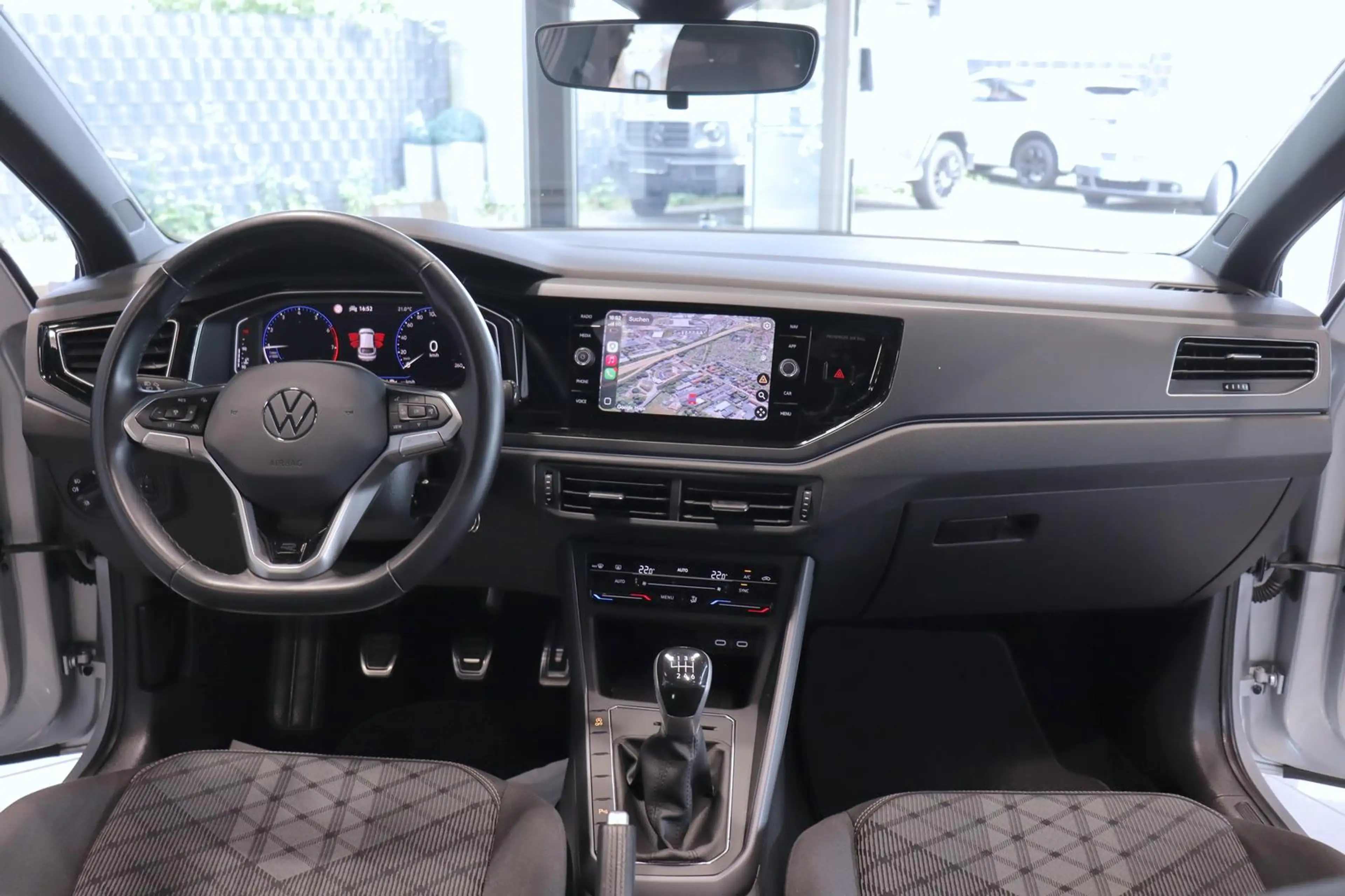 Volkswagen Taigo 1.0 TSI R-Line *PANO*ACC*SOFORT VERFÜGBAR* — photo 8