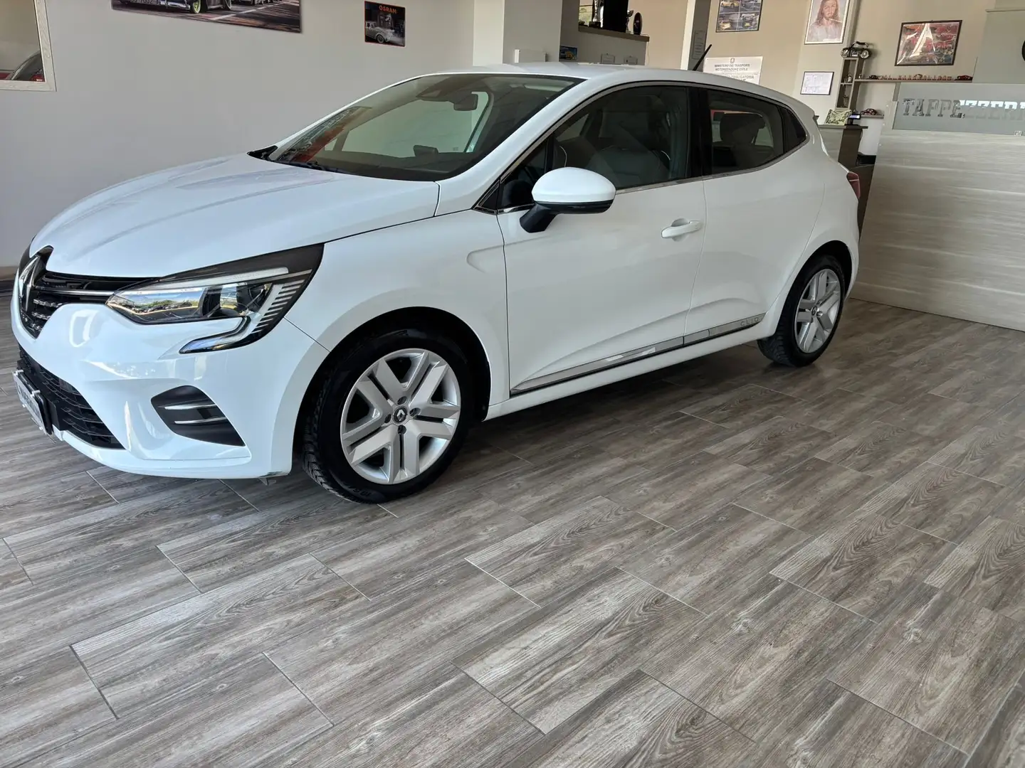 Renault Clio 1.0 tce Life Gpl 100cv my21 Bianco - 1