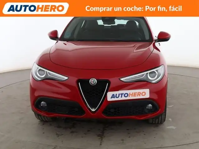 Alfa Romeo Stelvio view 9