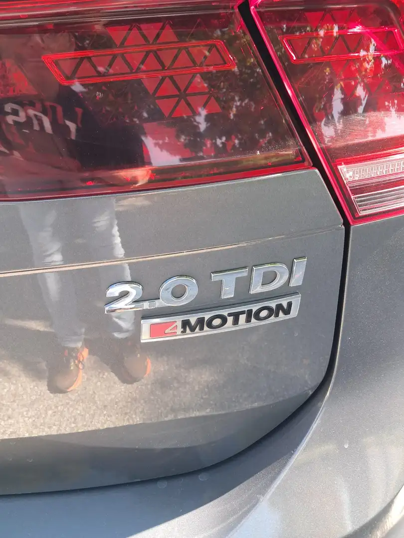 Volkswagen Tiguan Tiguan II 2016 2.0 tdi Ex. 4motion 150cv GANCIOdsg Grigio - 2