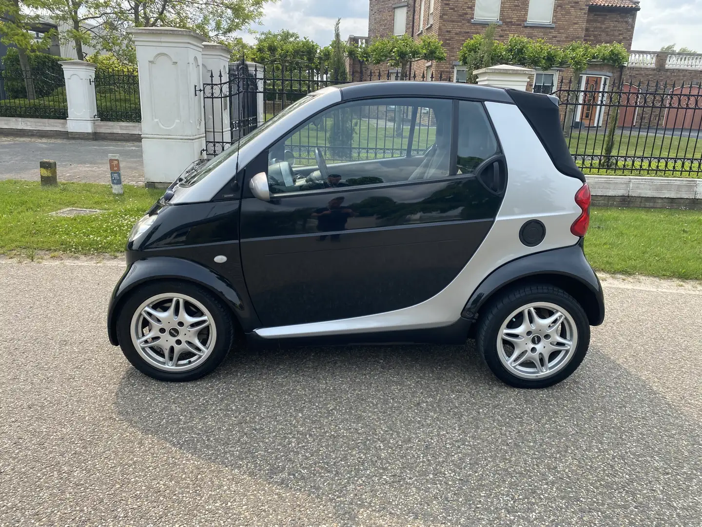 smart cabrio & passion Zeer Nette Auto Nieuwe Apk 103.00 Šedá - 2