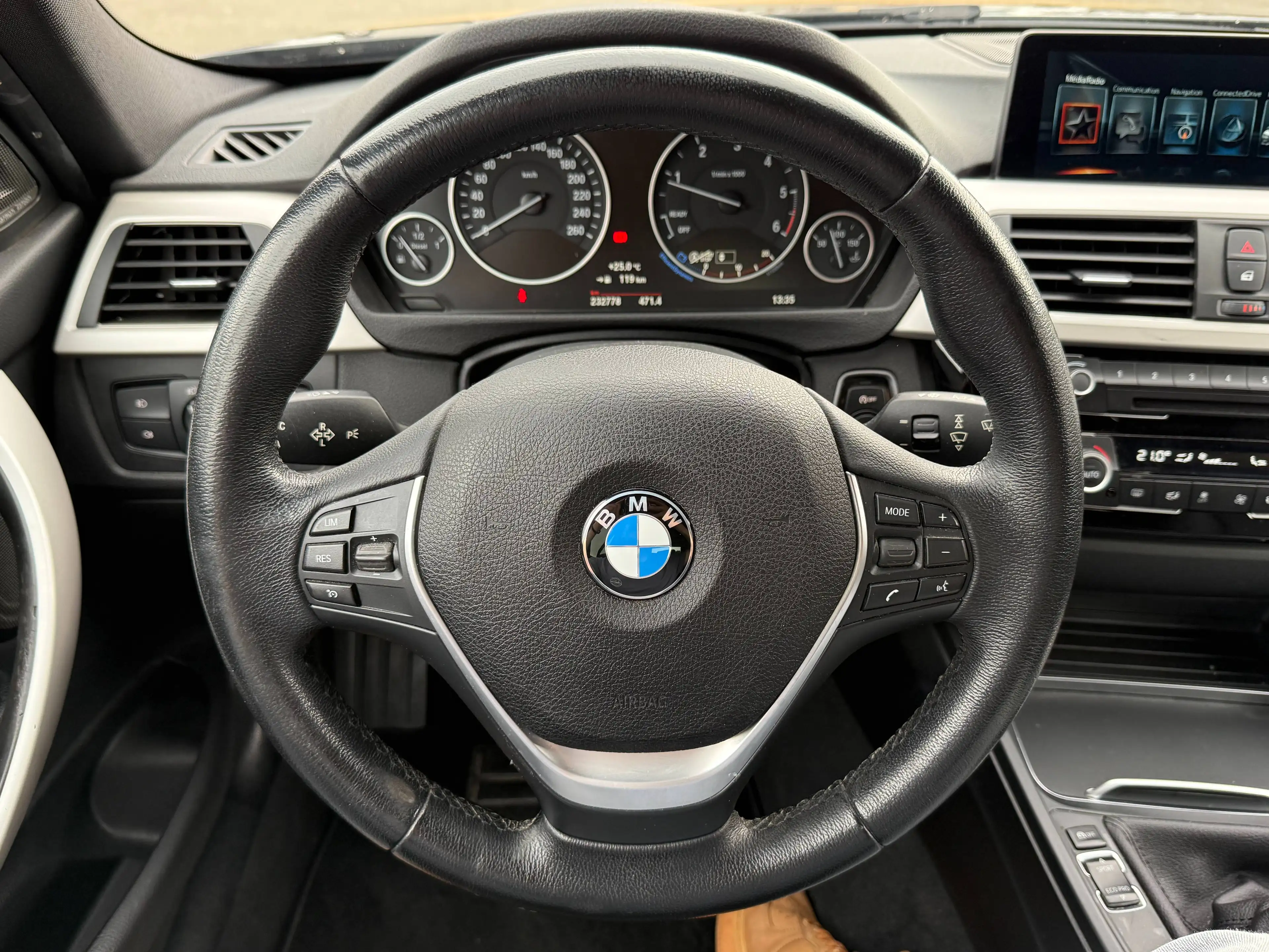 BMW 316 Touring 316 d *** GARANTIE *** GPS & Cuir — photo 8