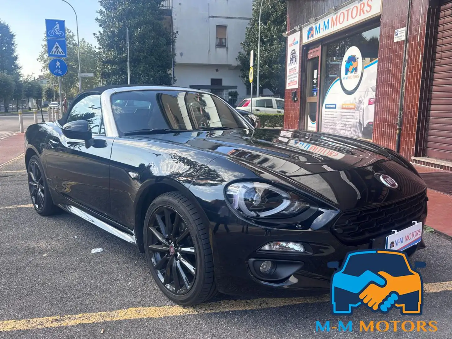 Fiat 124 Spider 1.4 MultiAir Lusso Nero - 1