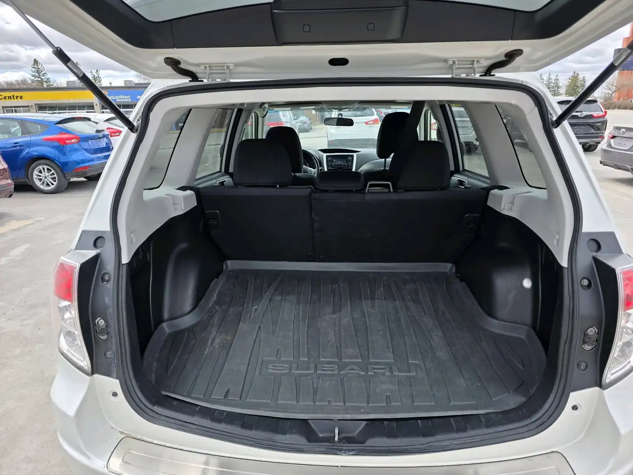Subaru Forester снимка Subaru Forester