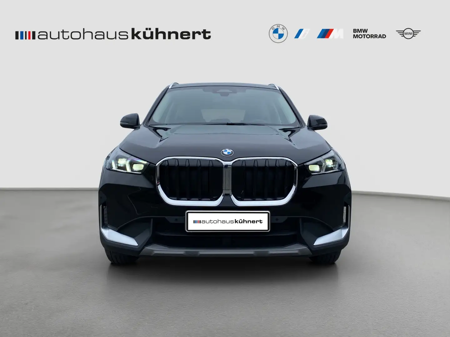 BMW X1 xDrive23i SpurAss Navi ParkAss RFK AUT Negro - 2