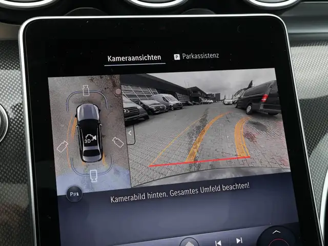 Mercedes-Benz C-Class view 18