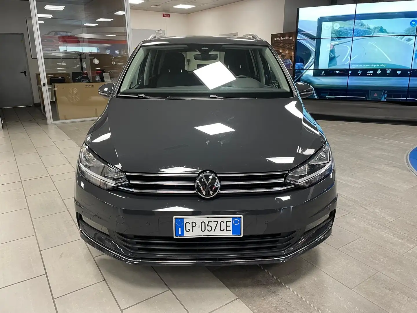 Volkswagen Touran 2.0 diesel 150cv. Cambio Automatico , Executive Grigio - 2