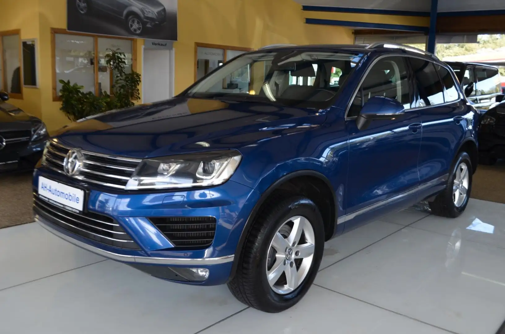 Volkswagen Touareg V6 TDI BMT Terrain Tech 4Motion Blau - 1