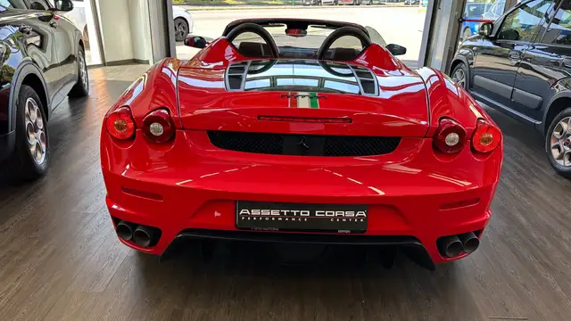 Ferrari F430 view 5