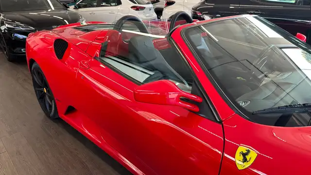 Ferrari F430 view 3