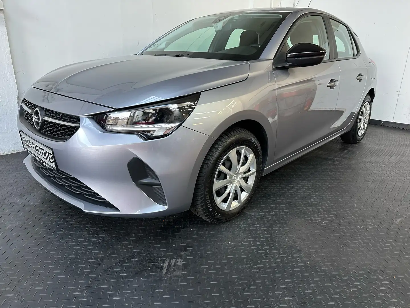 Opel Corsa 1.2 Start/Stop Edition Zilver - 1