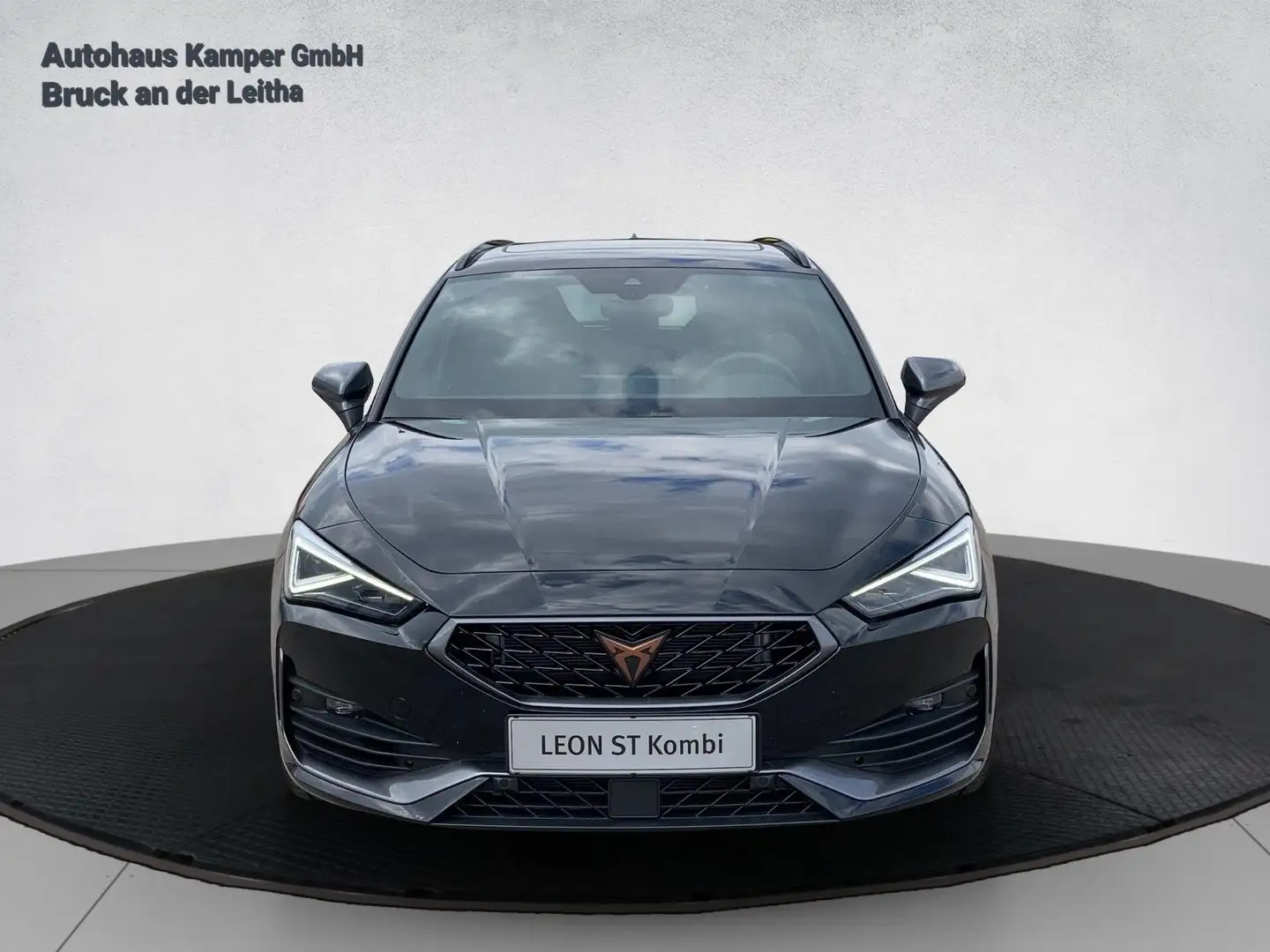 CUPRA Leon VZ 2.0 TSI DSG 4Drive 310 Schwarz - 2
