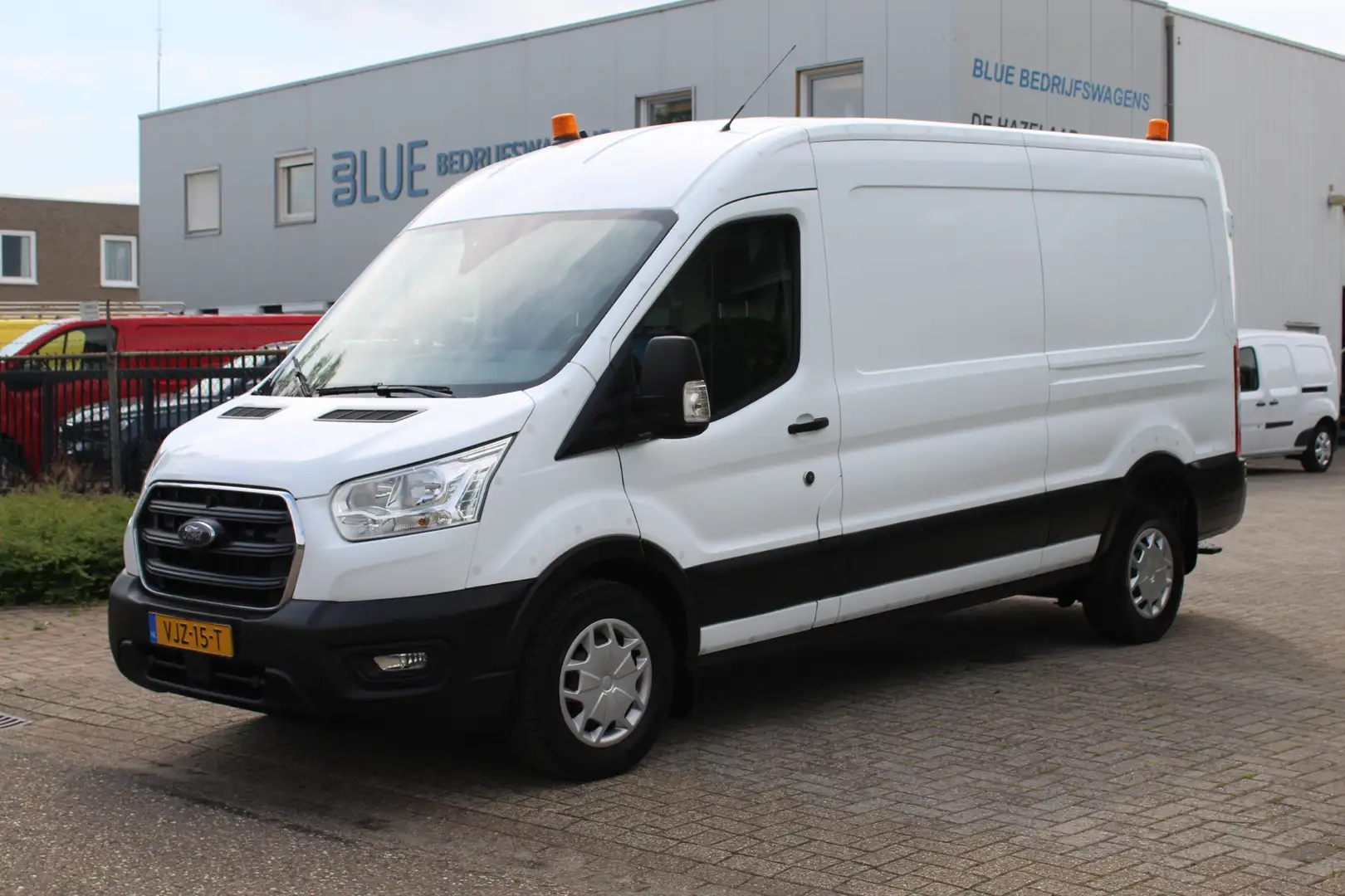 Ford Transit 350 2.0 TDCI 170PK E6 Automaat L3H2 Trend ✓ Bott w Wit - 1