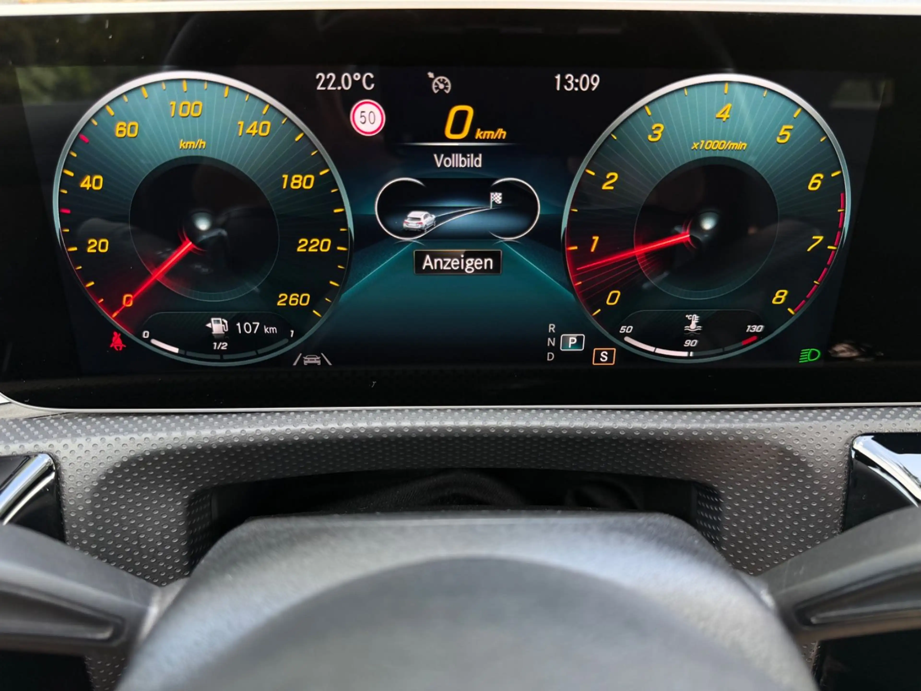 Mercedes-Benz A 220 | 4 - Matic| PANO| BURMESTER| LED| 360° — photo 38