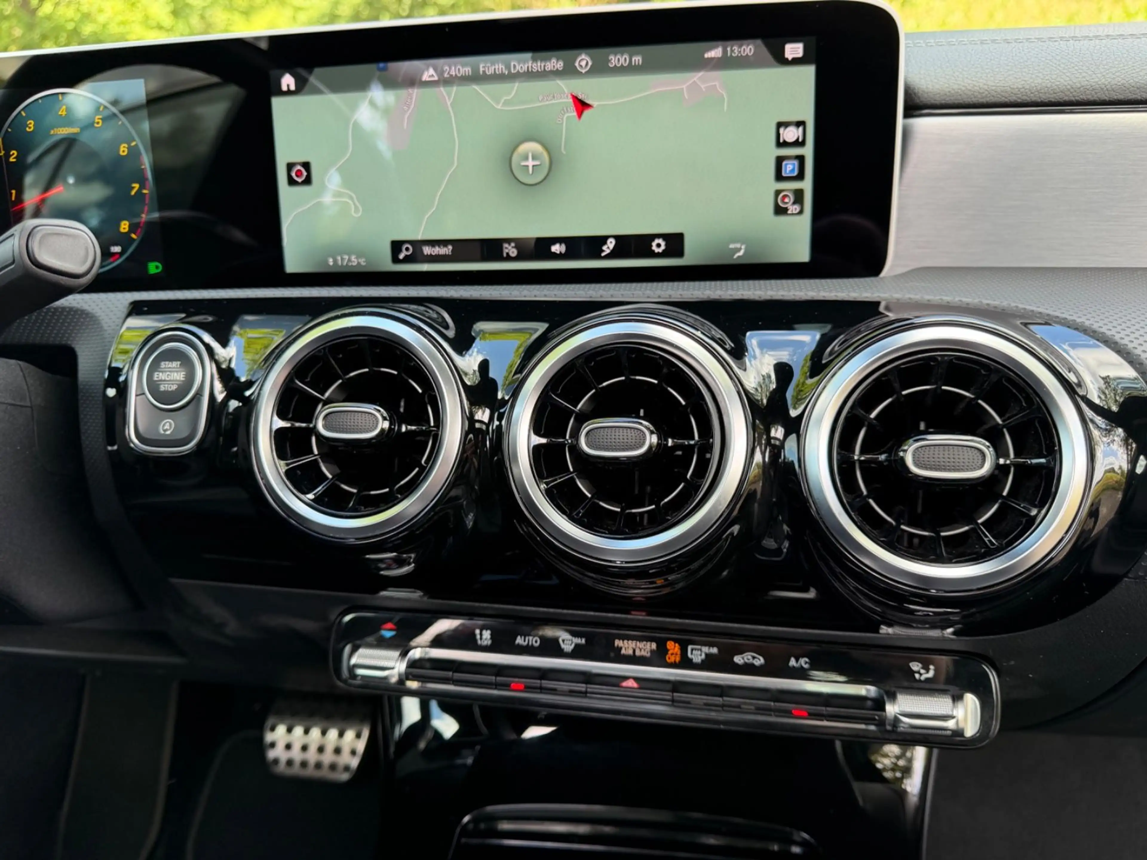 Mercedes-Benz A 220 | 4 - Matic| PANO| BURMESTER| LED| 360° — photo 16