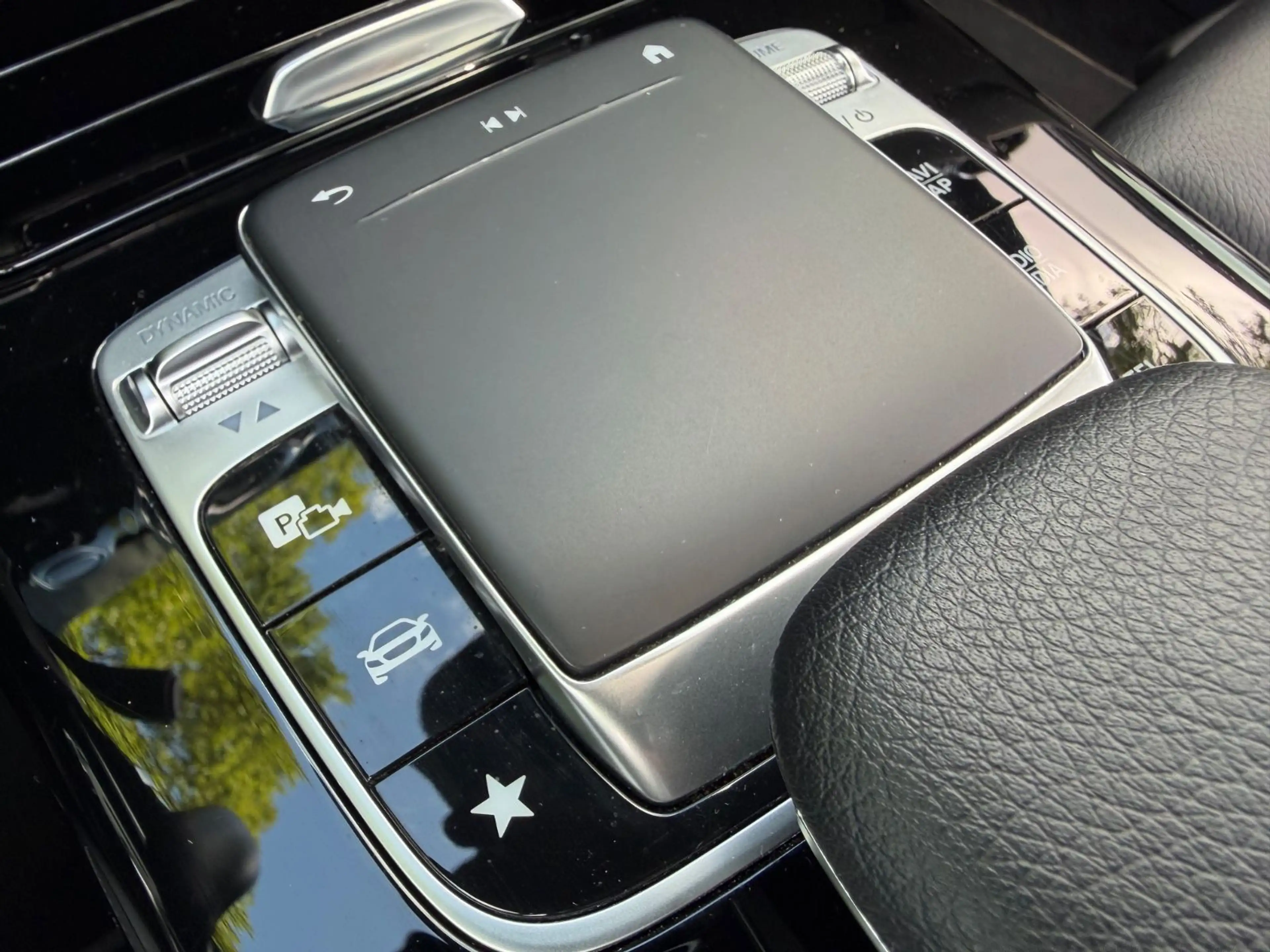 Mercedes-Benz A 220 | 4 - Matic| PANO| BURMESTER| LED| 360° — photo 20