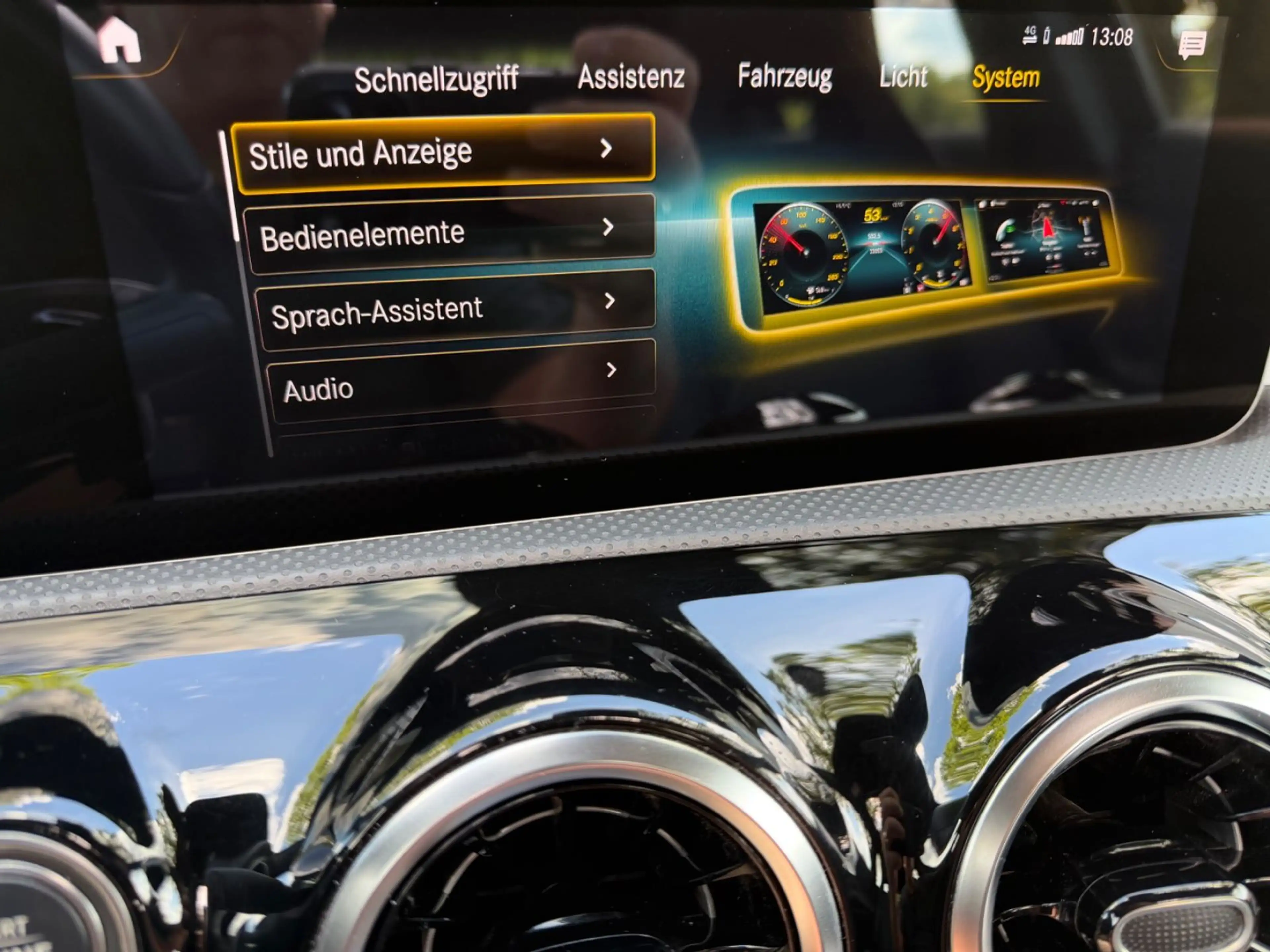 Mercedes-Benz A 220 | 4 - Matic| PANO| BURMESTER| LED| 360° — photo 41