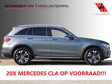 300e 4MATIC Premium PANORAMADAK CAMERA TREKHAAK