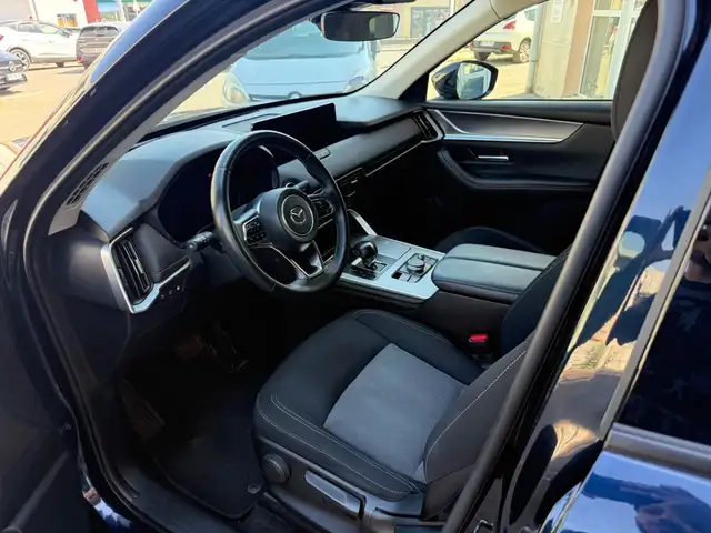 Mazda CX-60 view 8