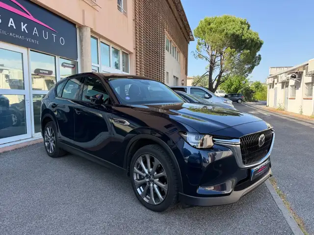 Mazda CX-60 view 3