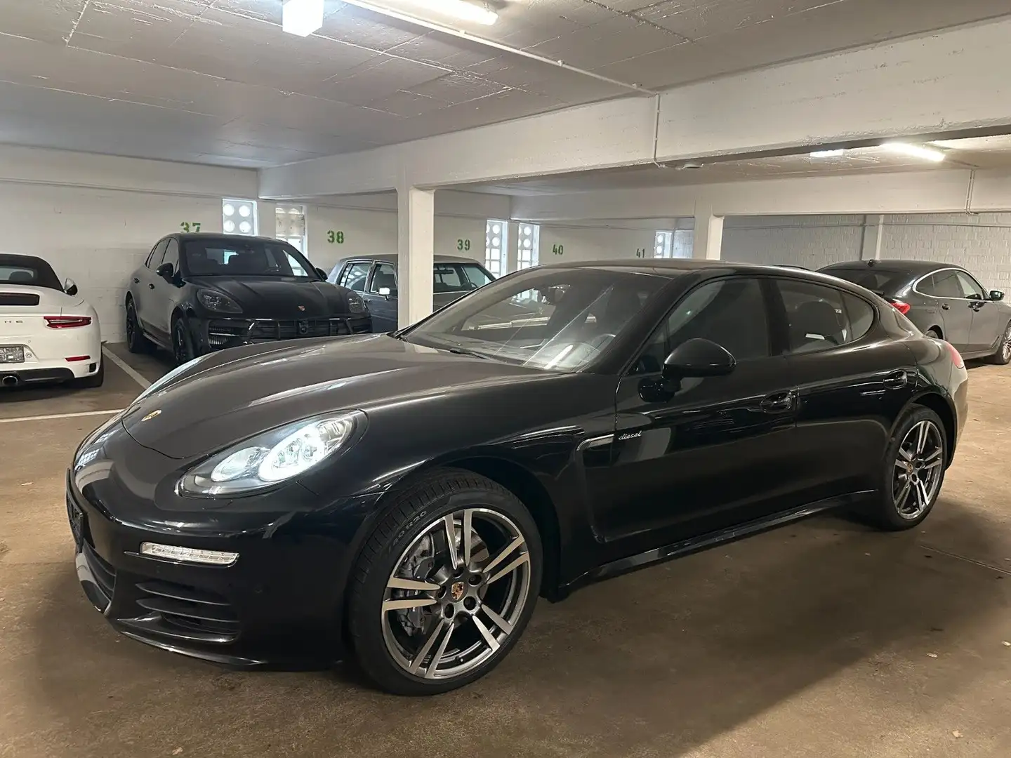 Porsche Panamera Diesel  *TOP Ausstattung* *FACELIFT* Schwarz - 2