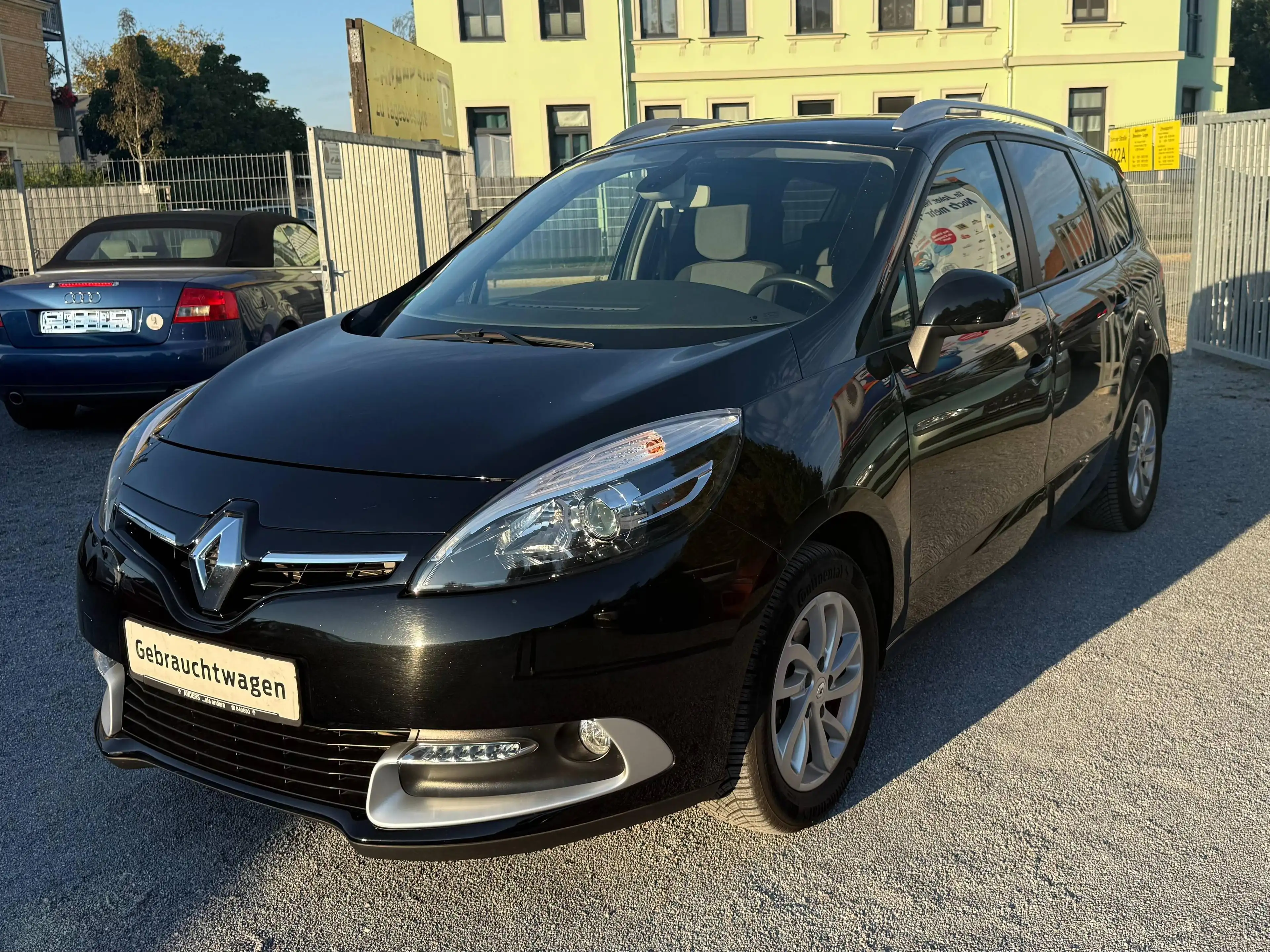 Renault Scenic Grand Paris ERSTE HAND 85000 KM KLIMAAUTOMATIK NAVI SITZHEIZUNG ALUFELGEN ANHÄNGERKUPPLUNG — photo 3