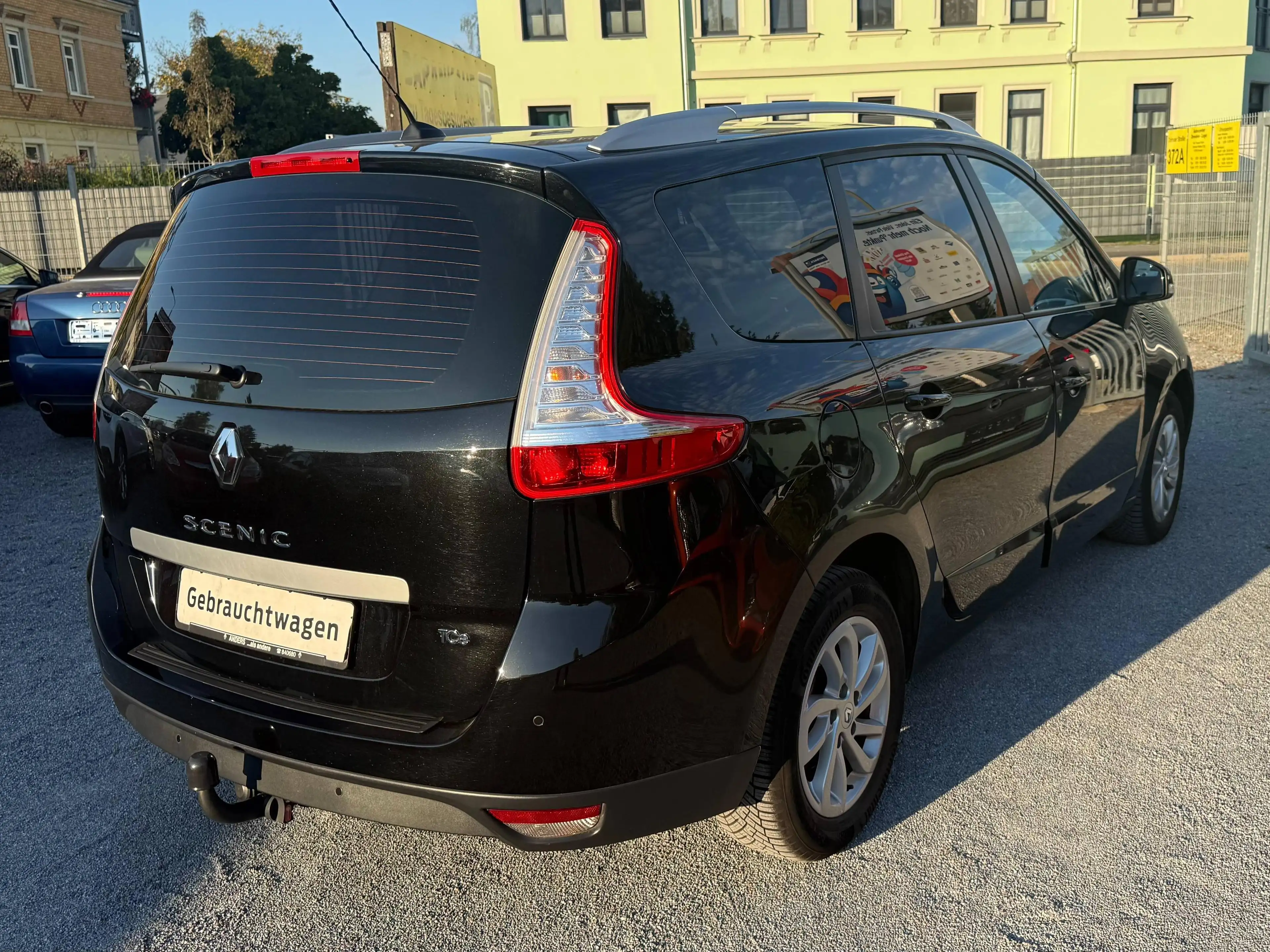 Renault Scenic Grand Paris ERSTE HAND 85000 KM KLIMAAUTOMATIK NAVI SITZHEIZUNG ALUFELGEN ANHÄNGERKUPPLUNG — photo 7