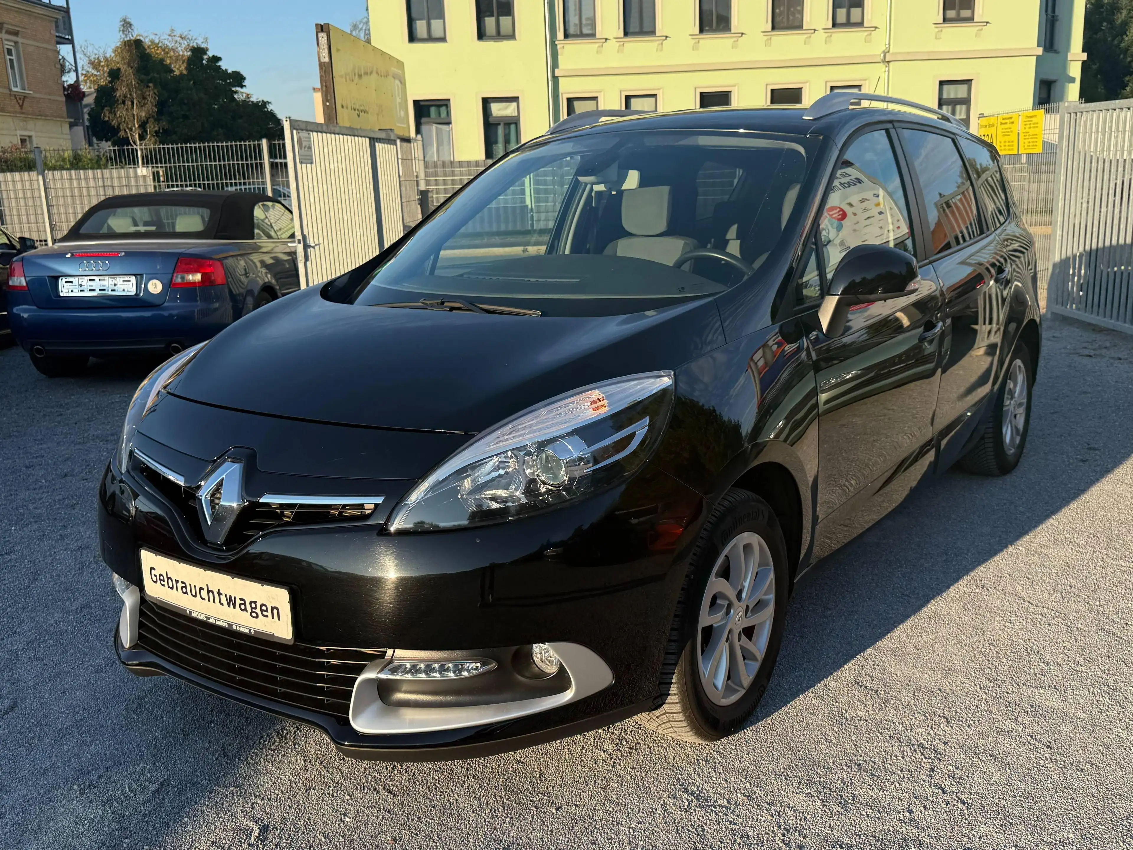 Renault Scenic Grand Paris ERSTE HAND 85000 KM KLIMAAUTOMATIK NAVI SITZHEIZUNG ALUFELGEN ANHÄNGERKUPPLUNG — photo 5