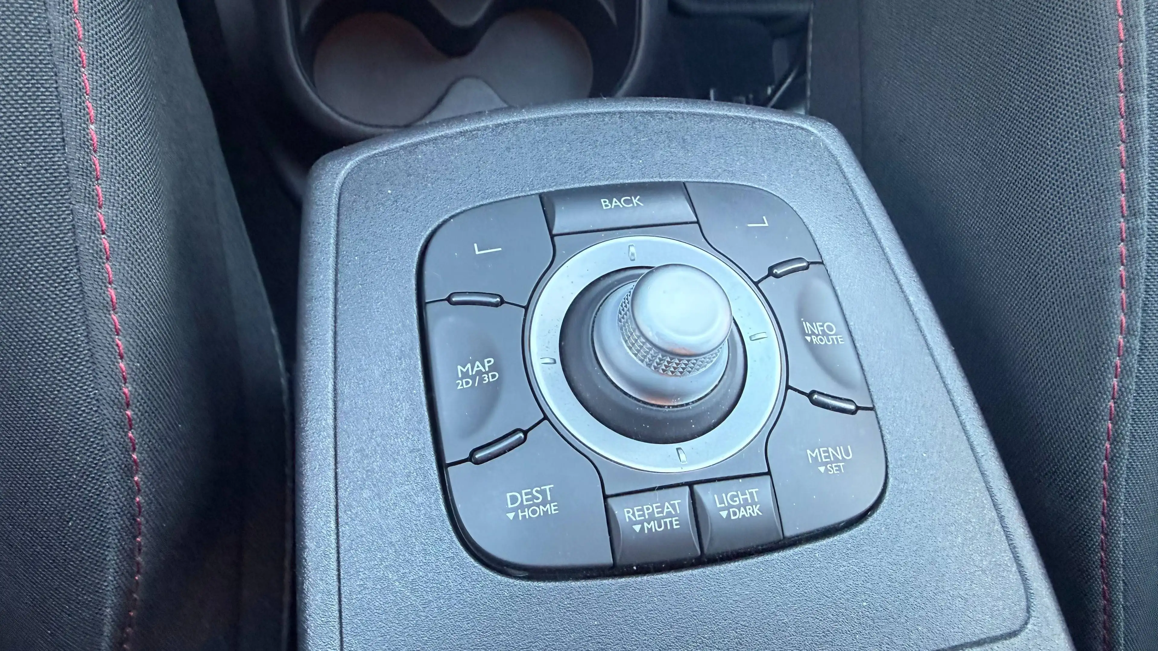 Renault Scenic Grand Paris ERSTE HAND 85000 KM KLIMAAUTOMATIK NAVI SITZHEIZUNG ALUFELGEN ANHÄNGERKUPPLUNG — photo 13