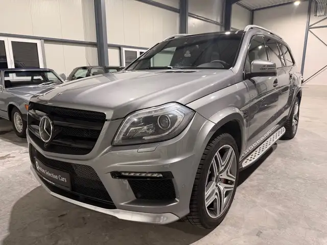 Mercedes-Benz GL 63 AMG 4Matic *Standhz*Designo*7Sitzer*B&O*RearEnterTaime