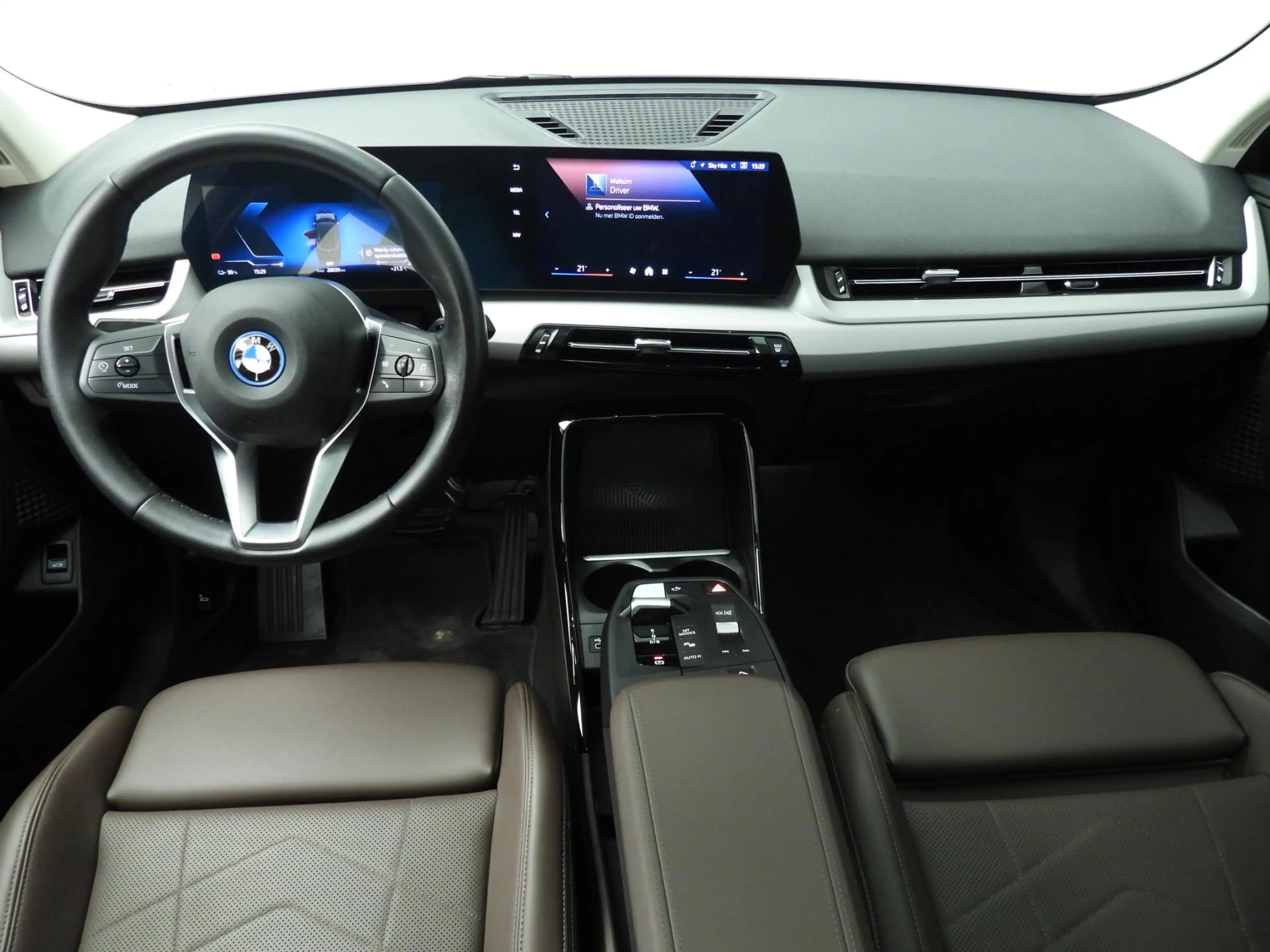 BMW iX2 eDrive20 | LED | Navigatie | Panoramadak | Sportst — photo 11
