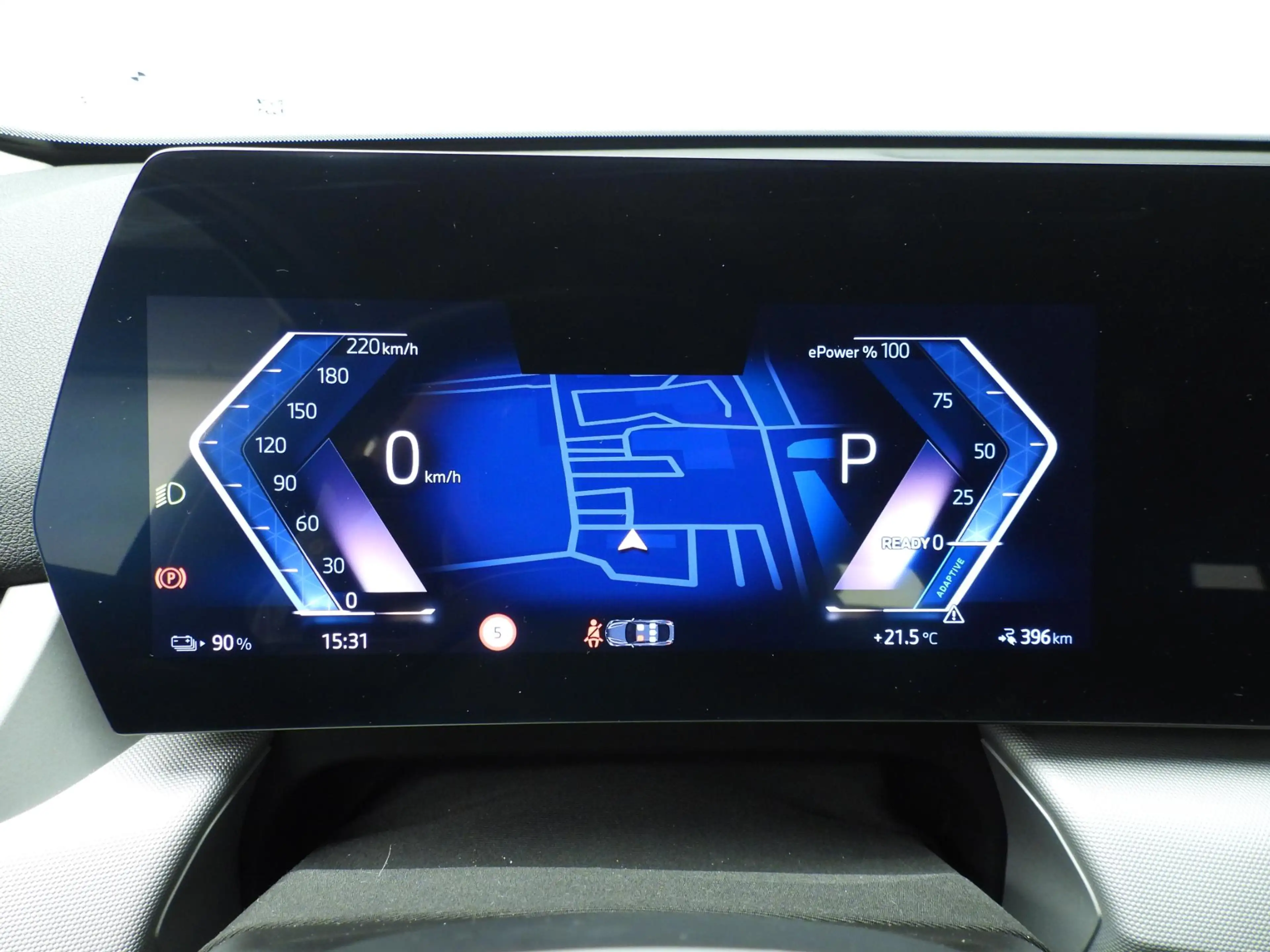 BMW iX2 eDrive20 | LED | Navigatie | Panoramadak | Sportst — photo 13