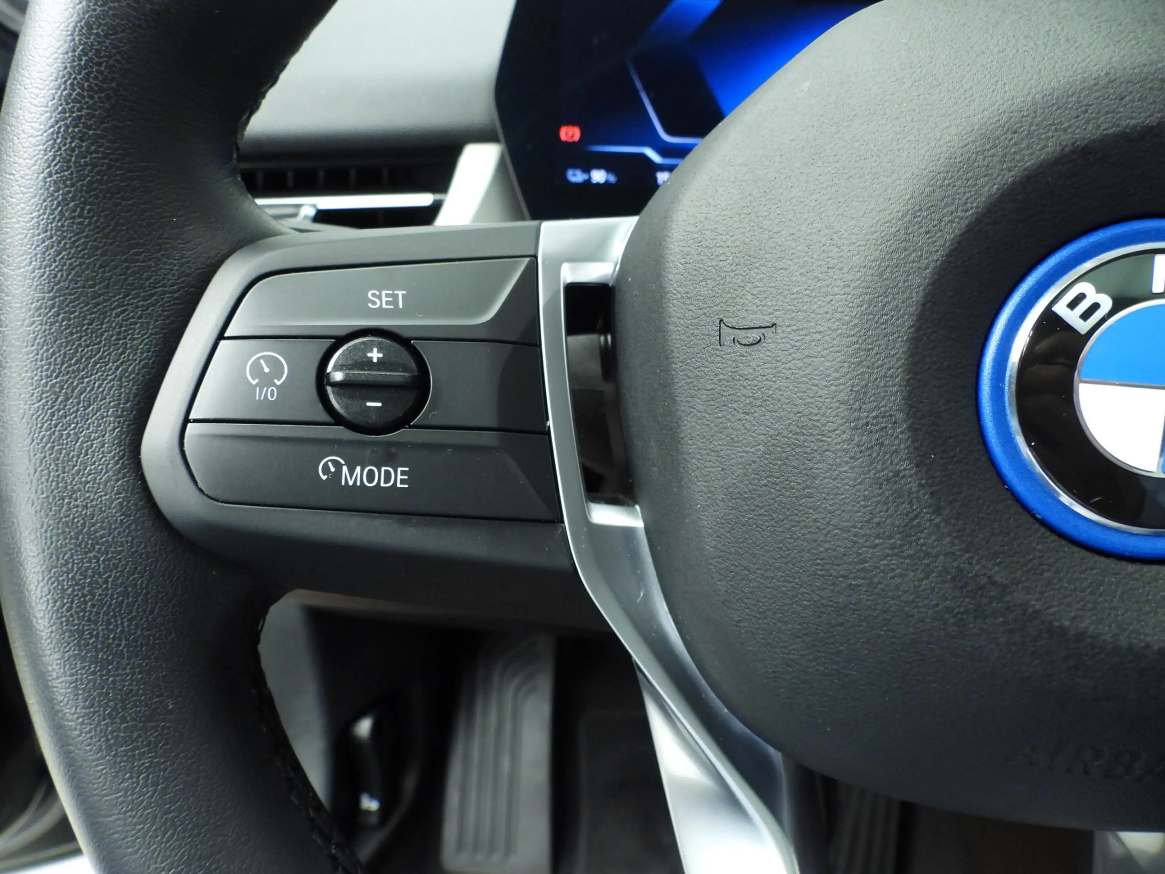 BMW iX2 eDrive20 | LED | Navigatie | Panoramadak | Sportst — photo 15