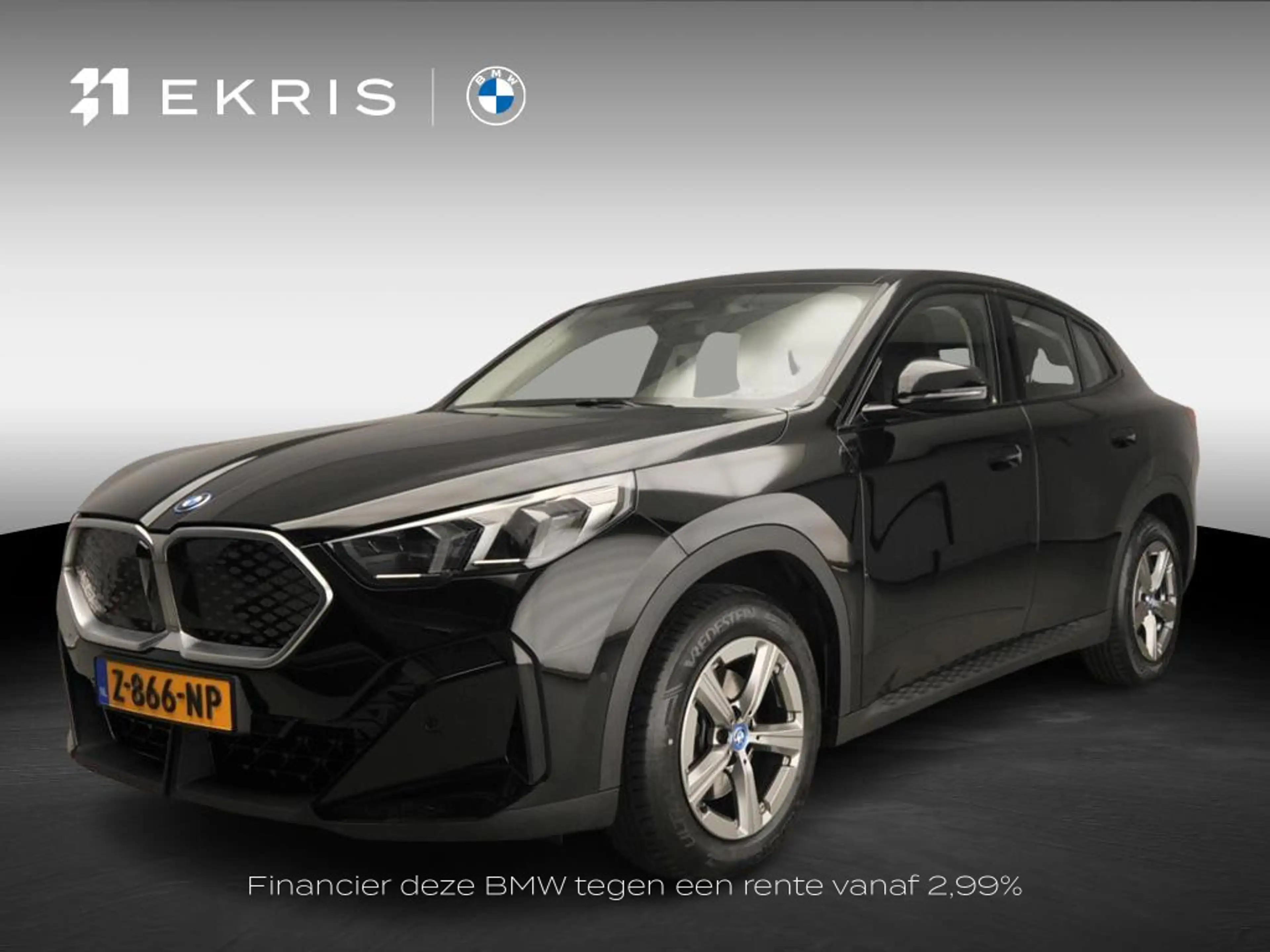 BMW iX2 eDrive20 | LED | Navigatie | Panoramadak | Sportst