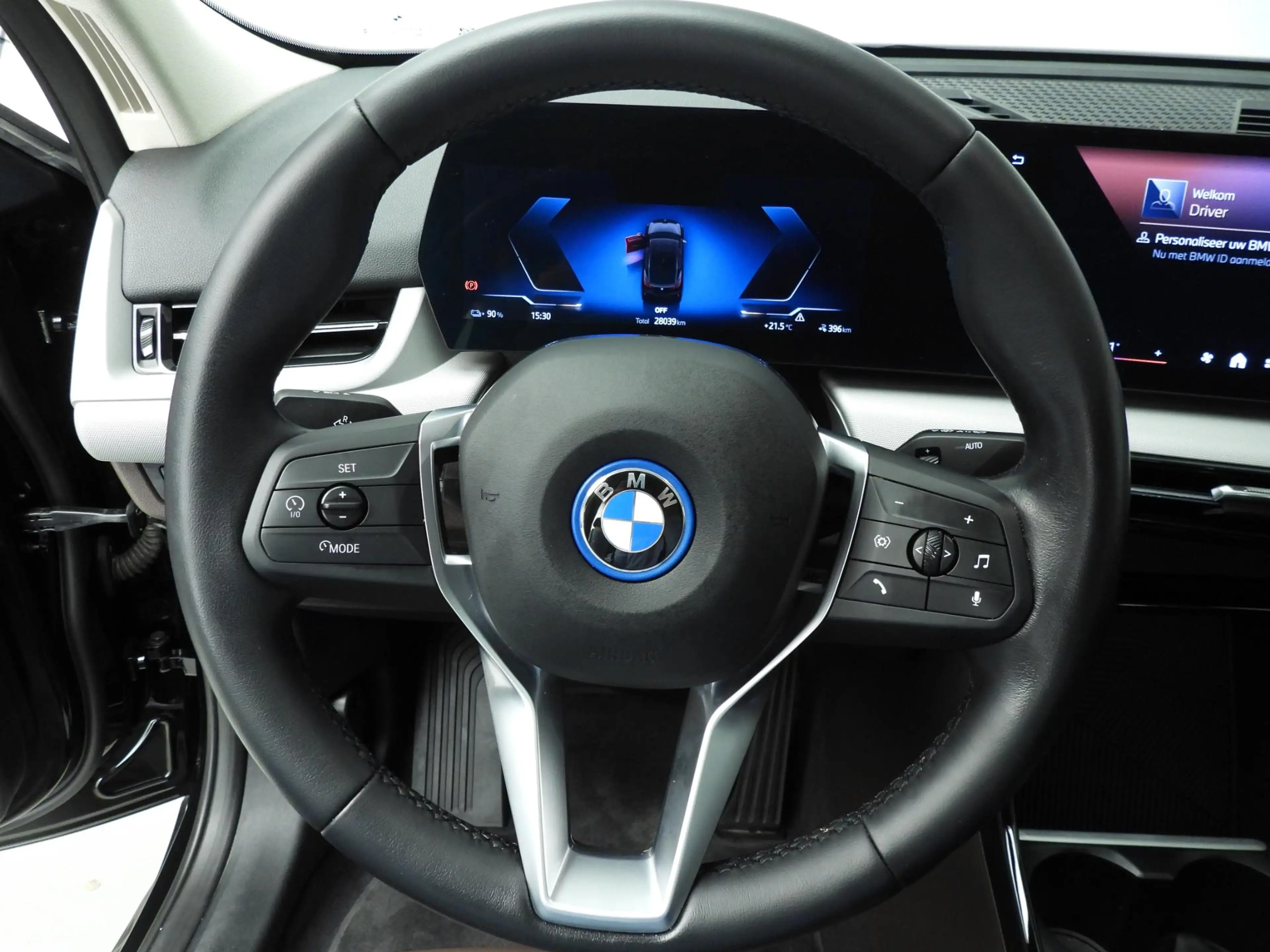 BMW iX2 eDrive20 | LED | Navigatie | Panoramadak | Sportst — photo 12
