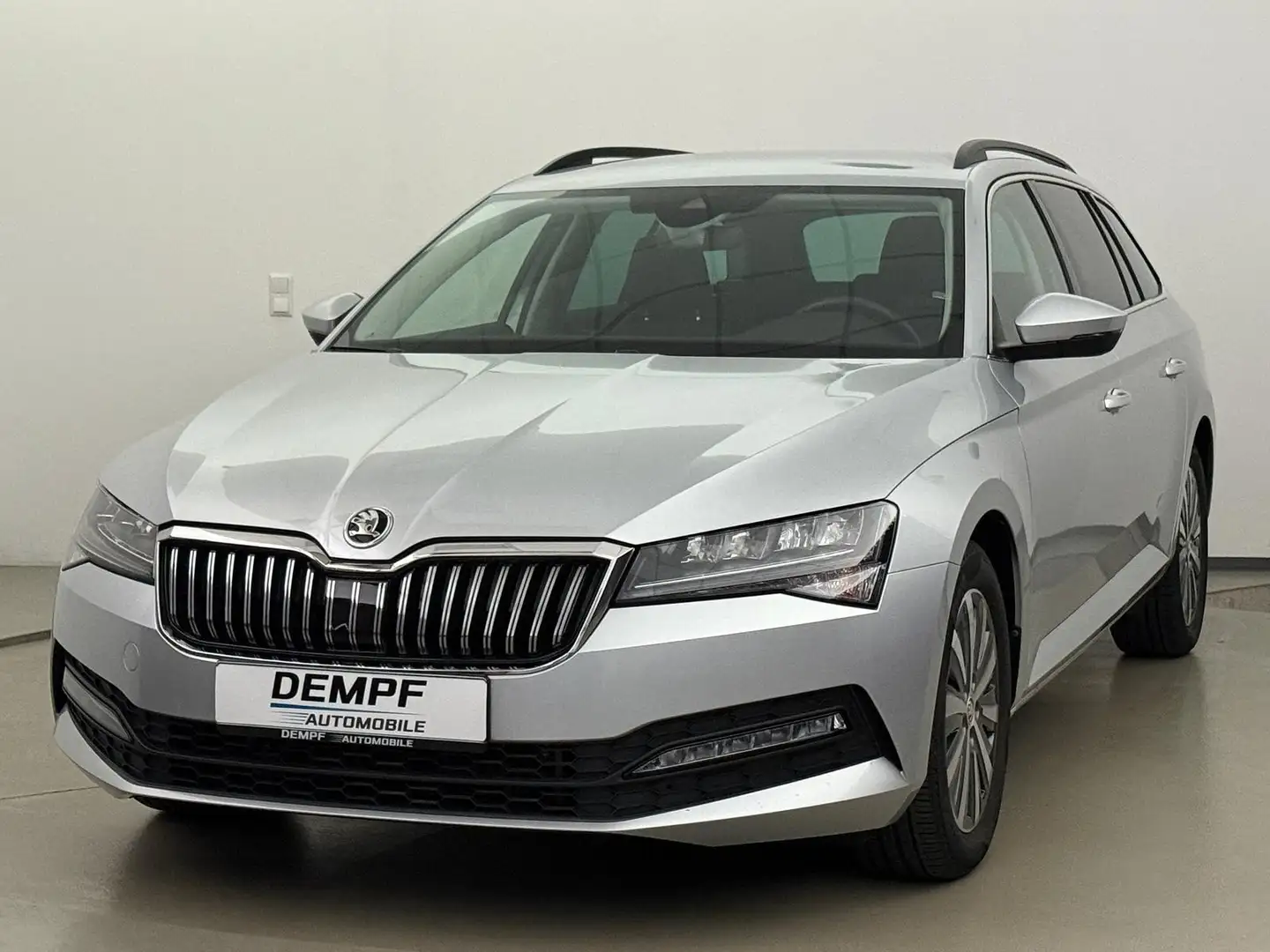 Skoda Superb Ambition*DSG*Navi*LED*CarPlay*PDC*1. Hand Argent - 1
