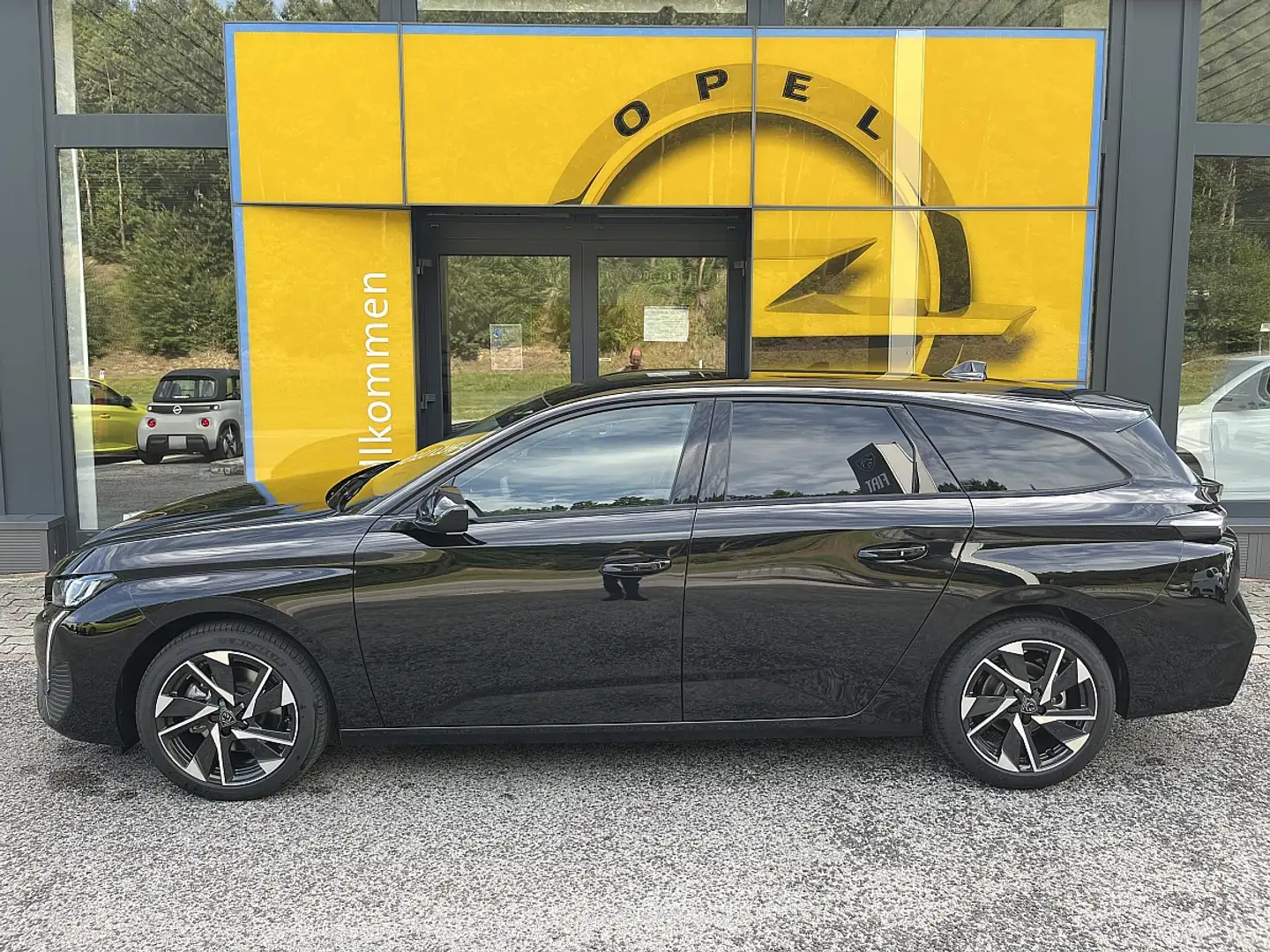 Peugeot 308 SW Hybrid 145 e-DSC6 Allure!NAVI,KAMERA,LED,TOP! Noir - 2