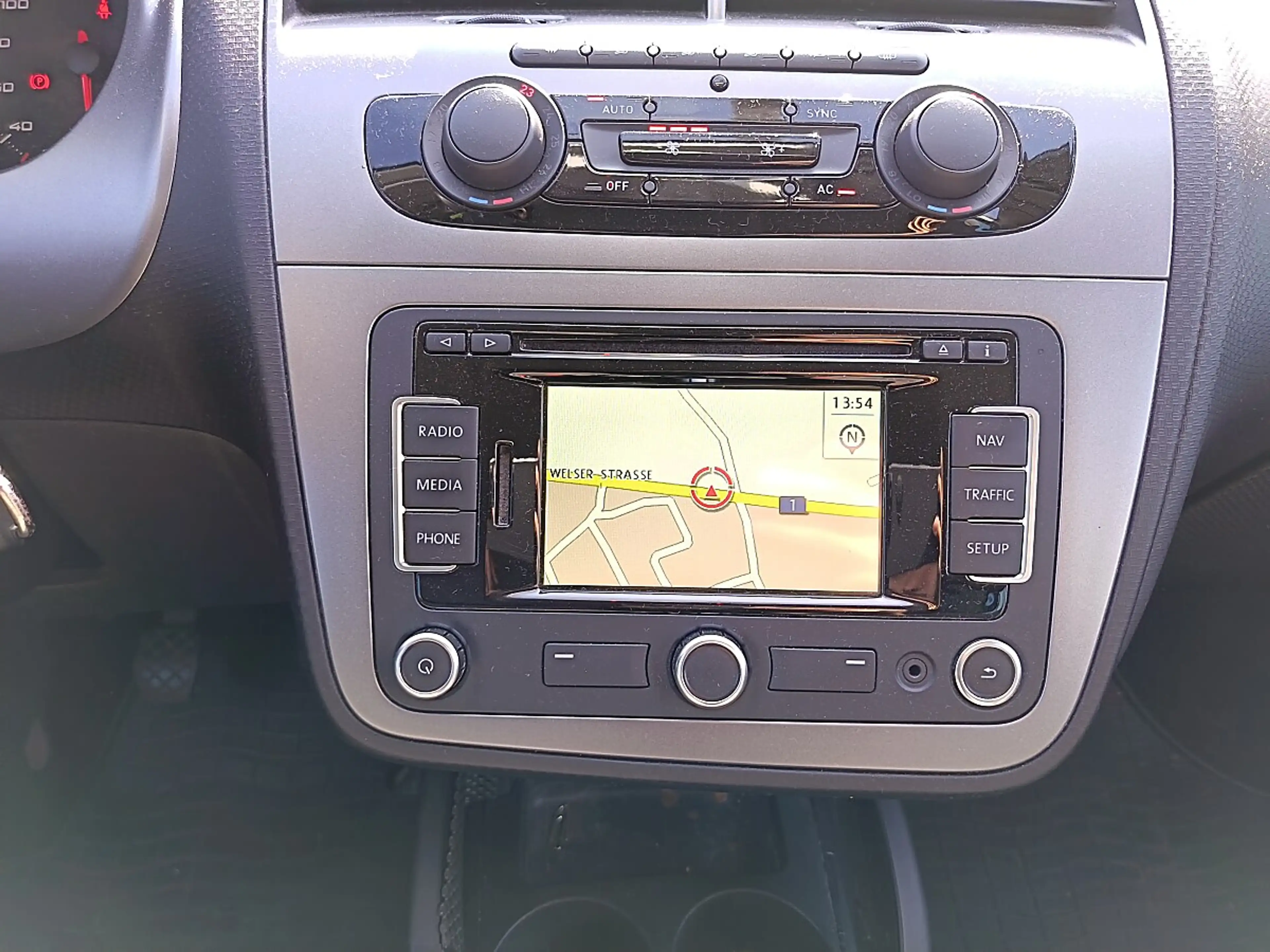 SEAT Altea XL Stadtcowboy 4x4 2,0 TDI — photo 11