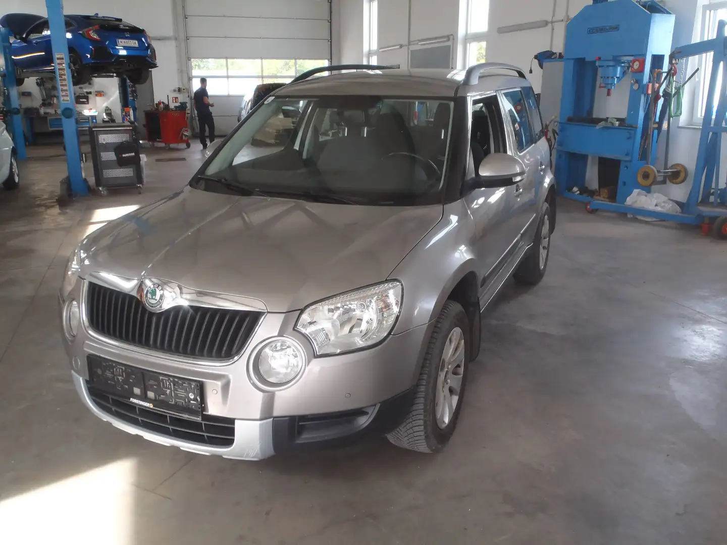 Skoda Yeti Yeti 4x4 Active 2,0 TDI CR DPF Active - 2