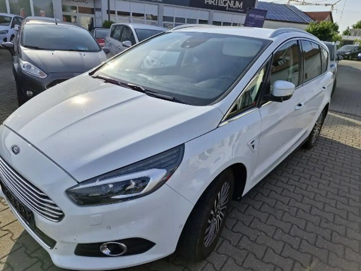 Ford S-Max Titanium 2,0 EcoBlue - LED - Navi - 8-fach bereift Fehér - 1